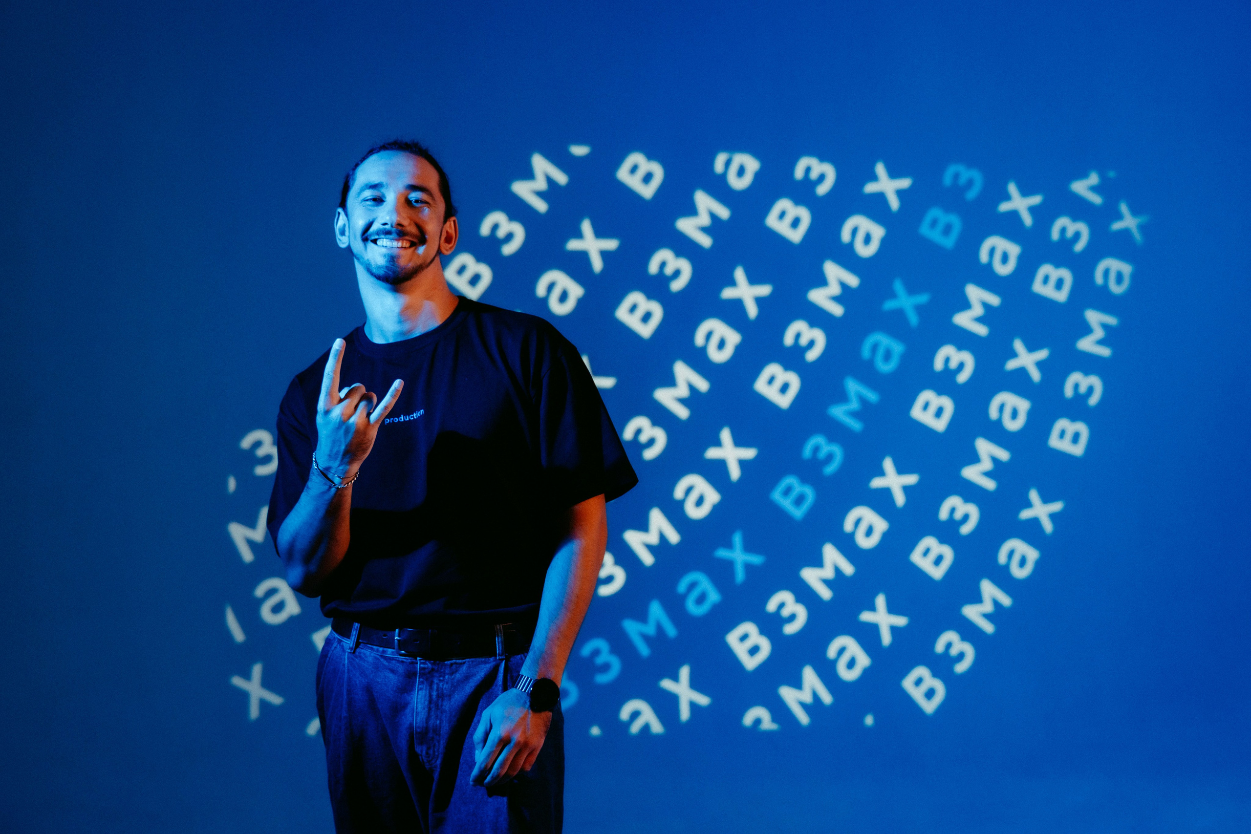 Взмах / агентство мультимедийного контента. Саша Копылов, фотограф в Казани