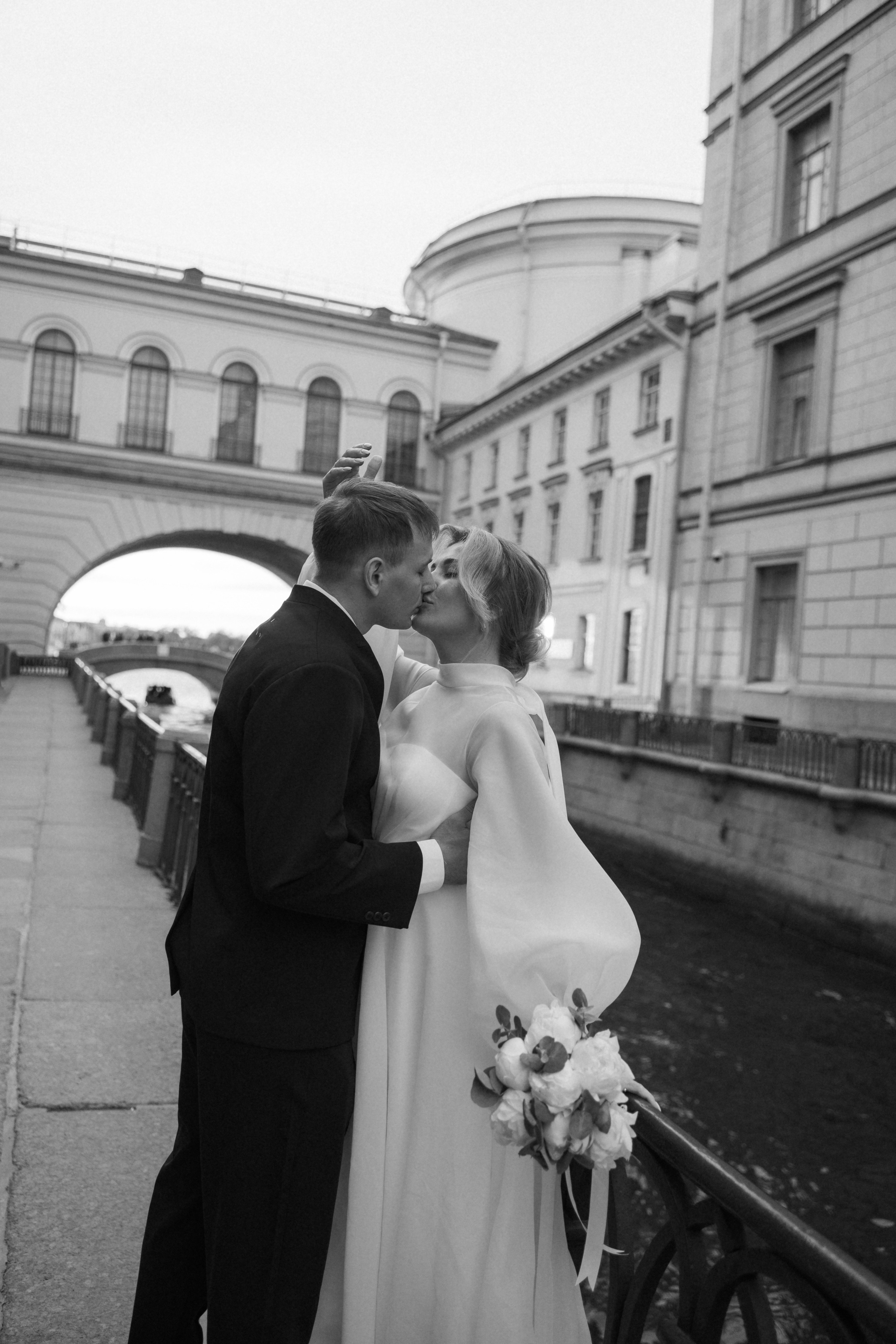 День для двоих (1 Дворец и Зимняя канавка). Фотограф в Санкт-Петербурге — Лучина Екатерина