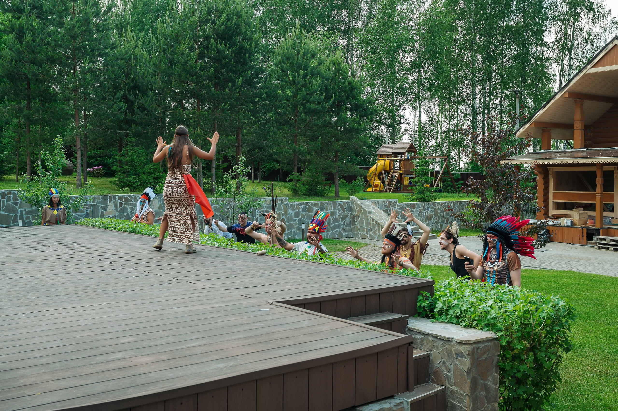 День Рождения индейцы