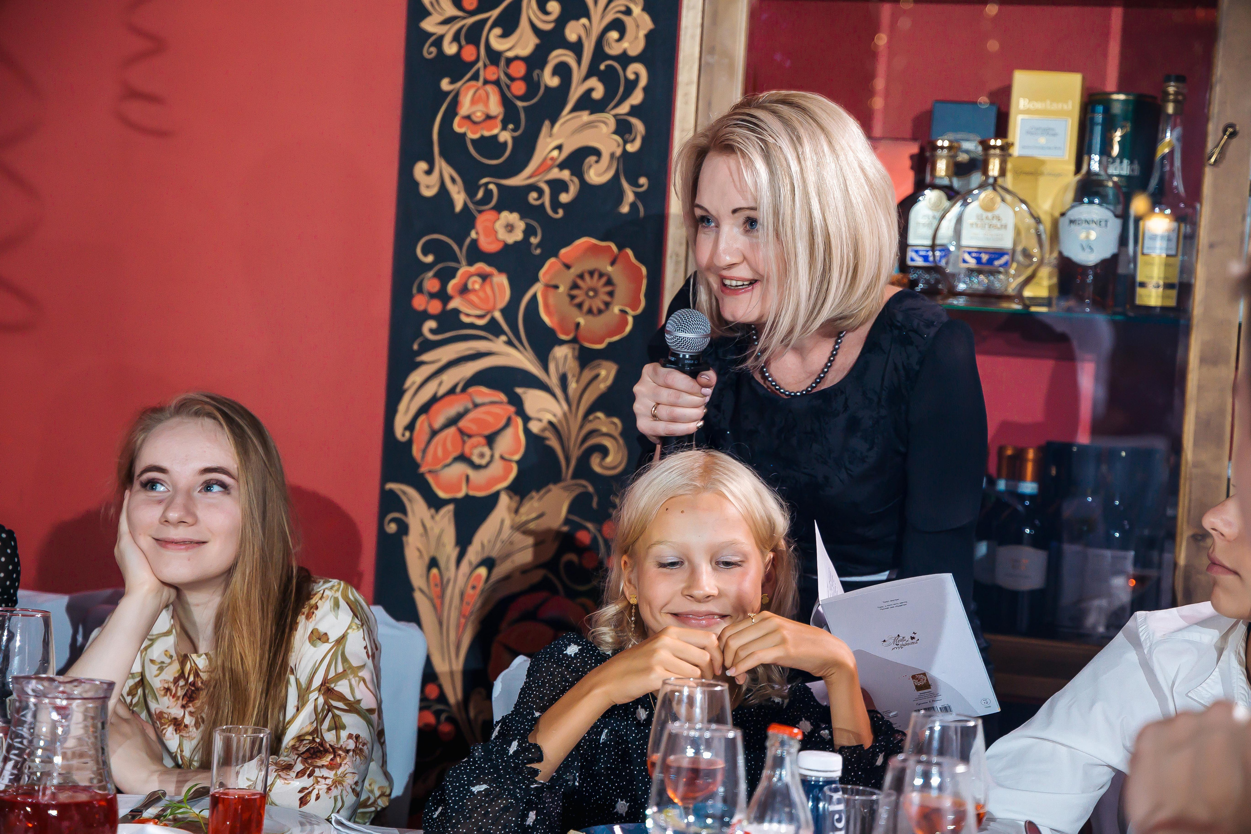 Юбилей в Романс кафе Петергоф