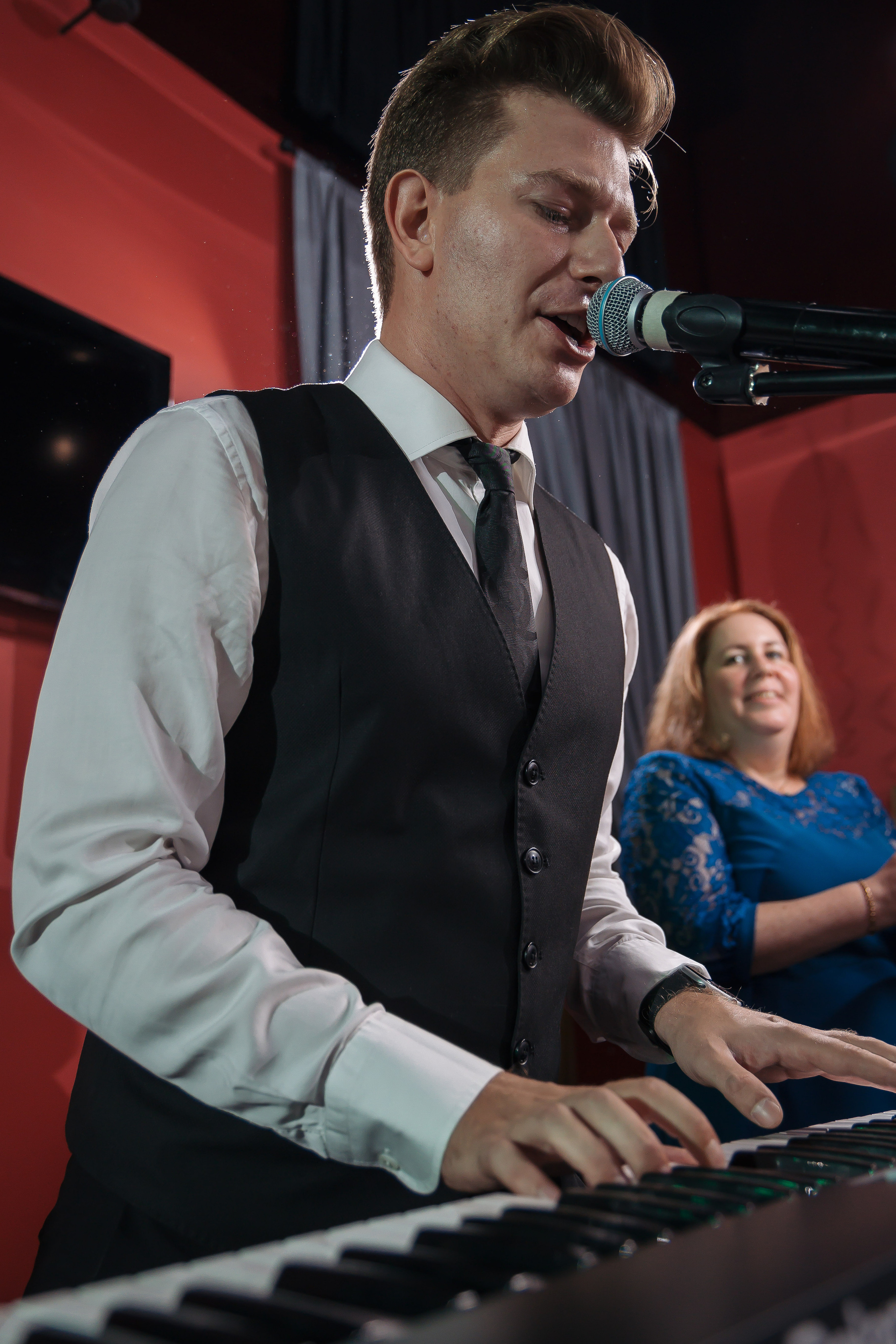 Юбилей в Романс кафе Петергоф