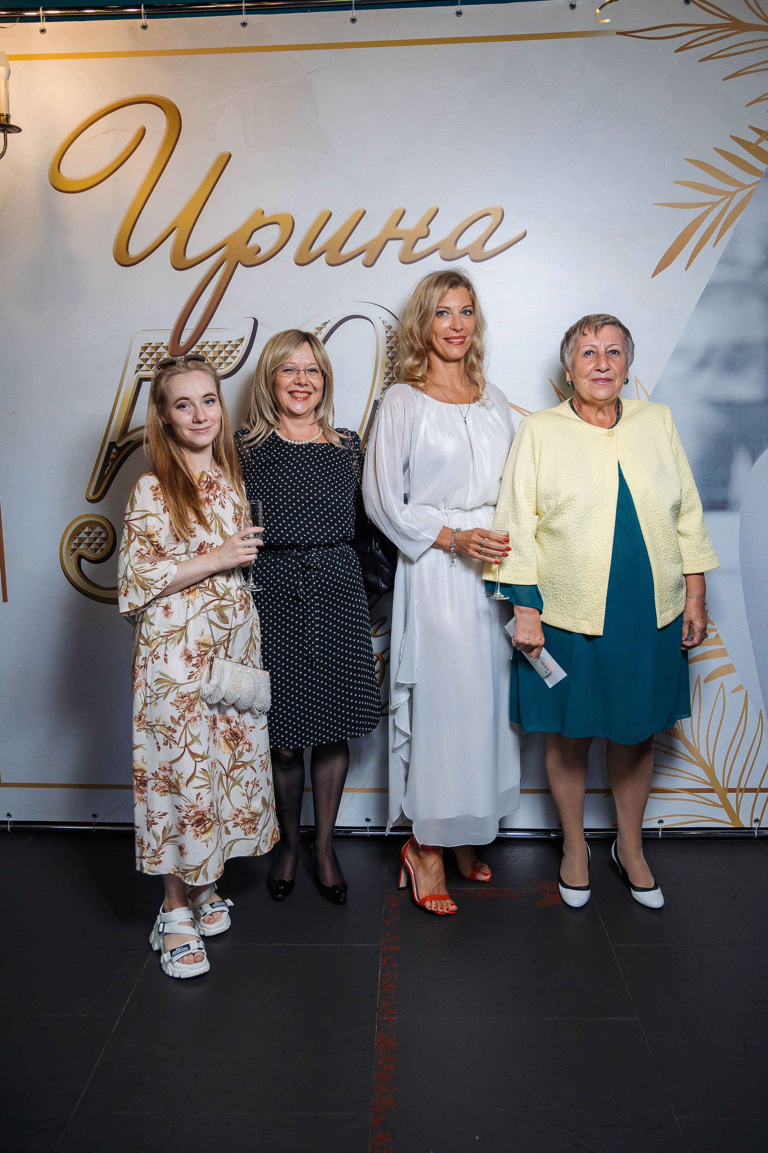 Юбилей в Романс кафе Петергоф