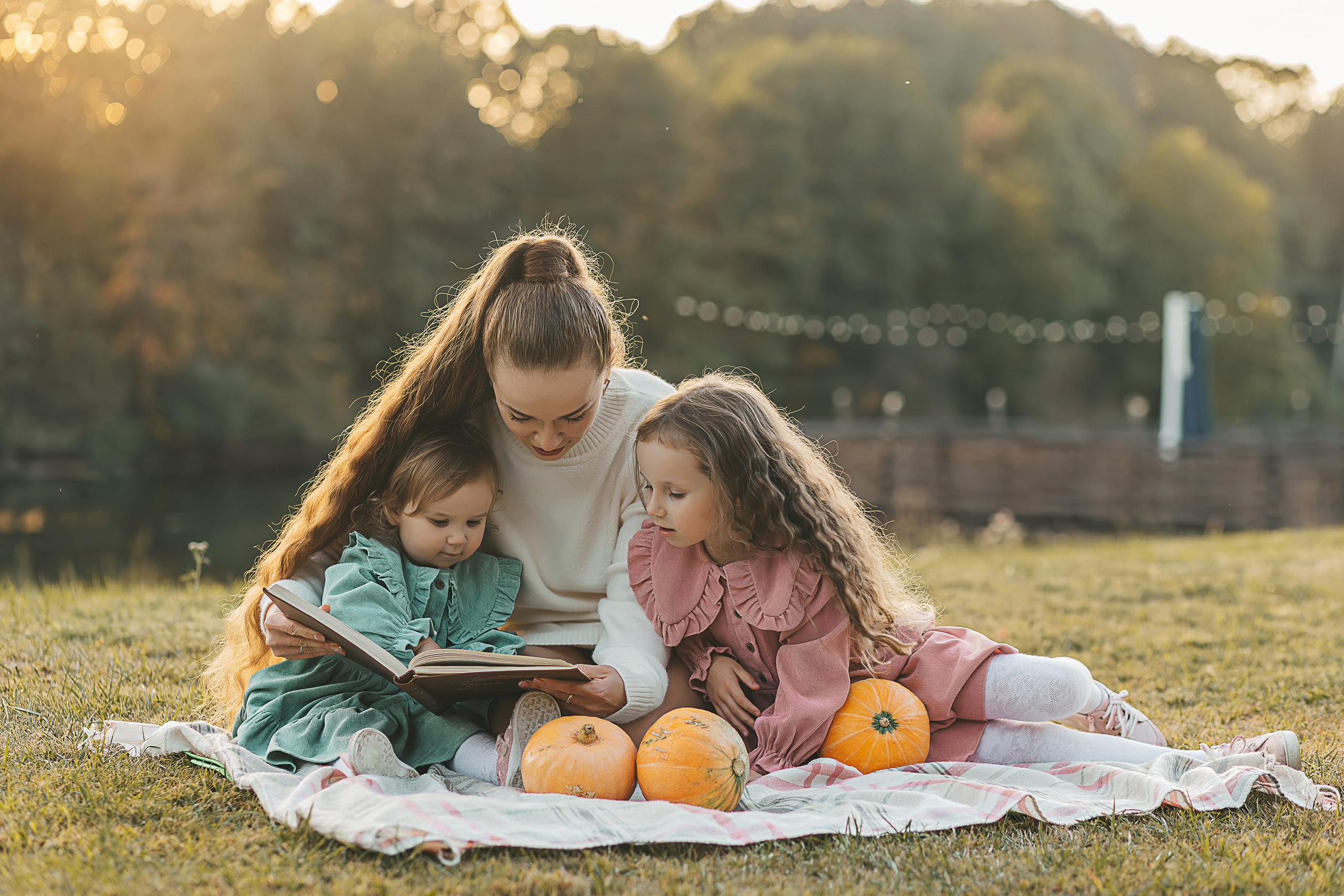 Осеняя Фотосессия мамы с дочками. Семейный и женский фотограф в Москве Надежда Воробьева
