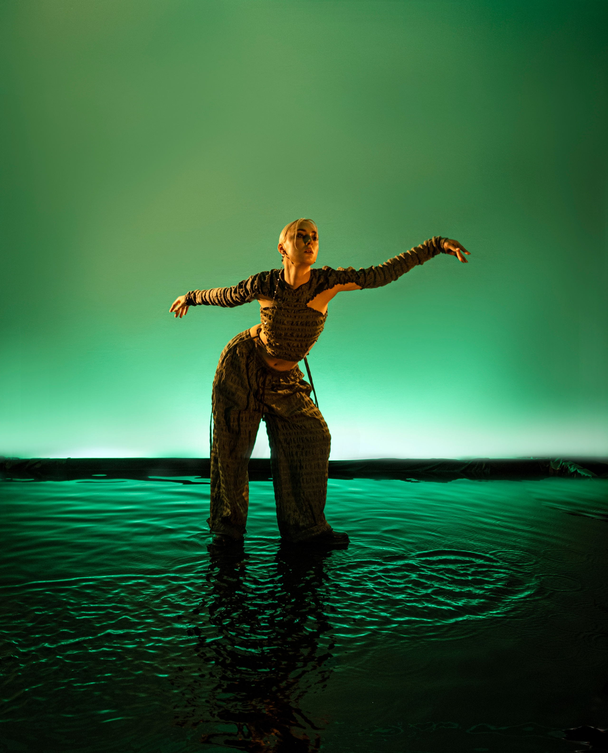 Фешен на воде. Студийный, портретный, семейный фотограф Южно-Сахалинска Яна Радаева