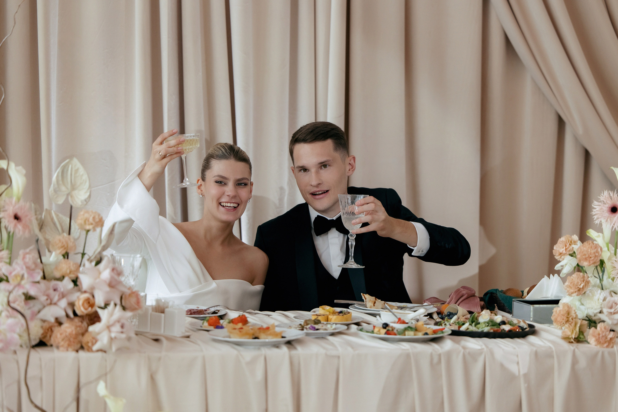 Свадебная фотосессия Настя, Макс и Карюша. Свадебный фотограф Москва