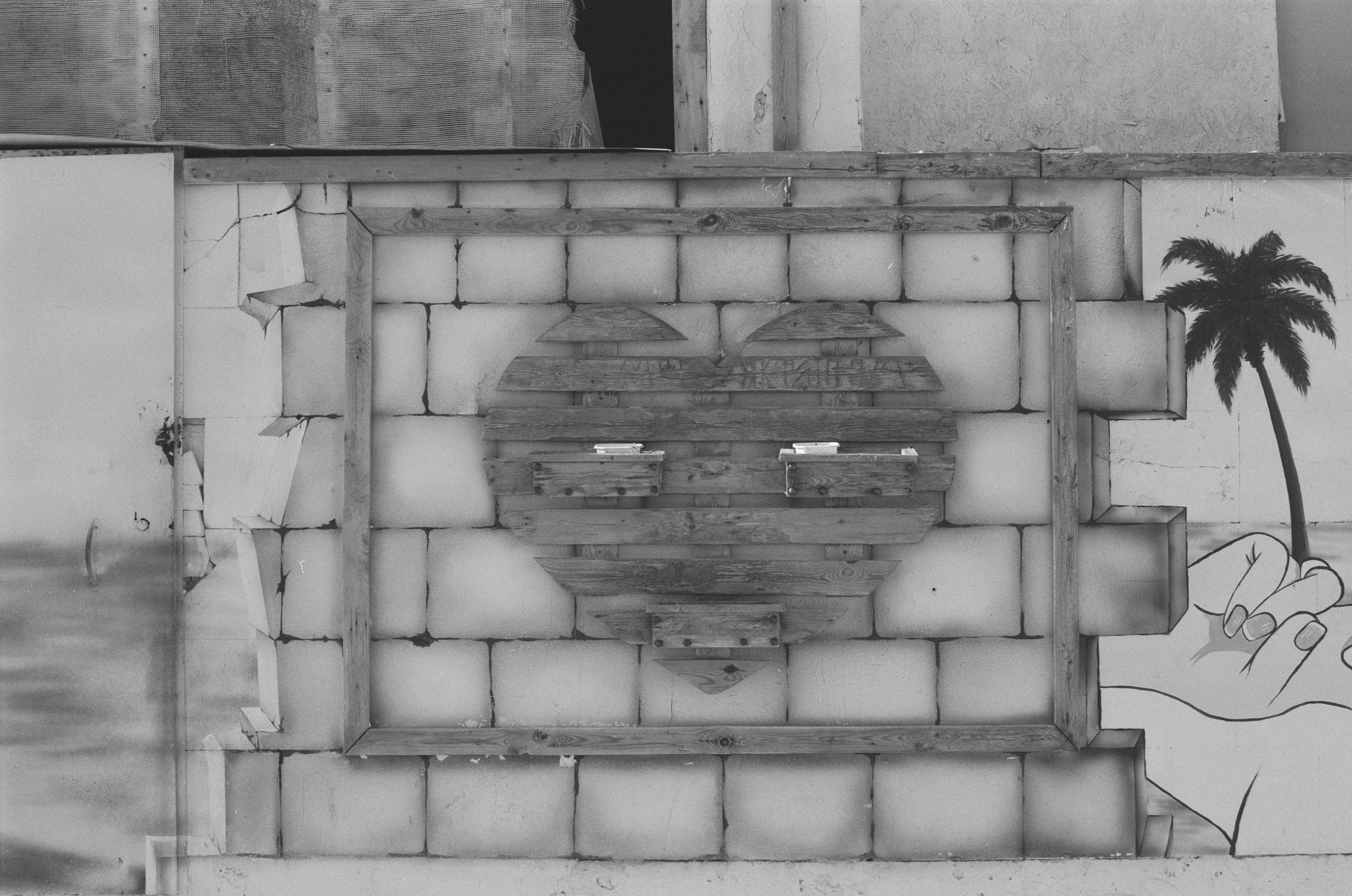 Plastinki // ukraine, crimea II. EVER EXPOSED