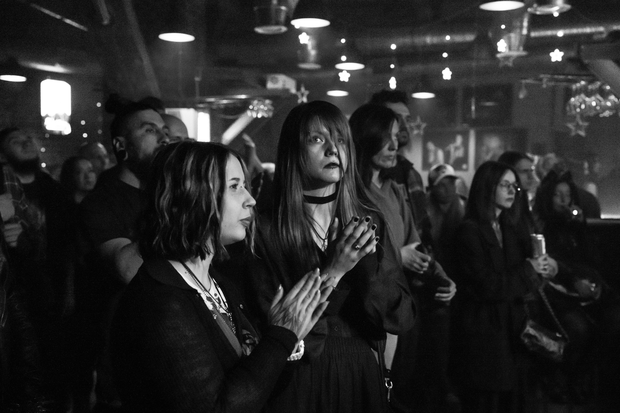 ИЛ • Minuala • Khlad|Цоколь 2.0. Концертный и репортажный фотограф в Санкт-Петербурге Слава Пахомов