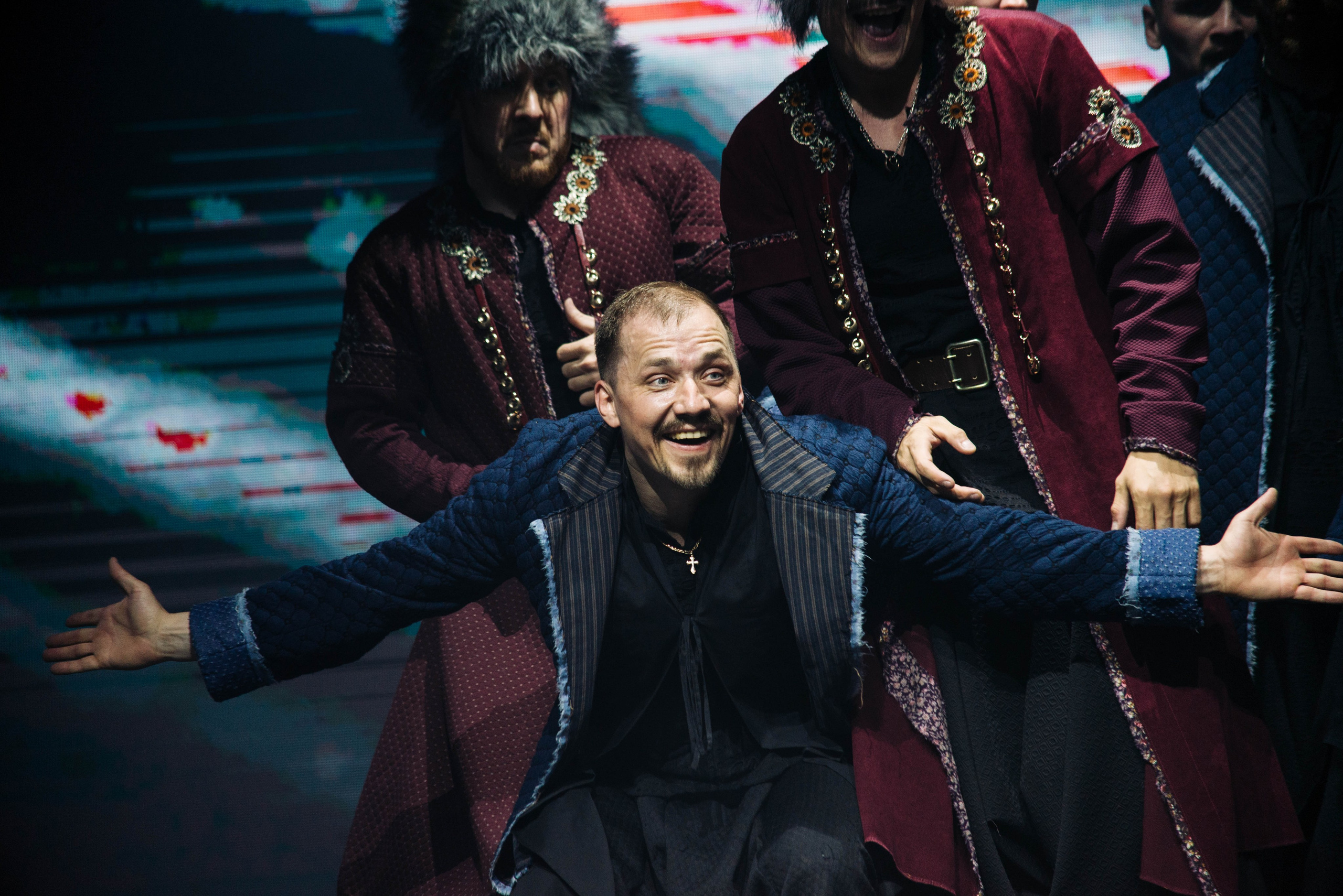 Пугачёвъ. Репортажный и портретный фотограф в Липецкой, Воронежской, Московской области Тёма Белоусов