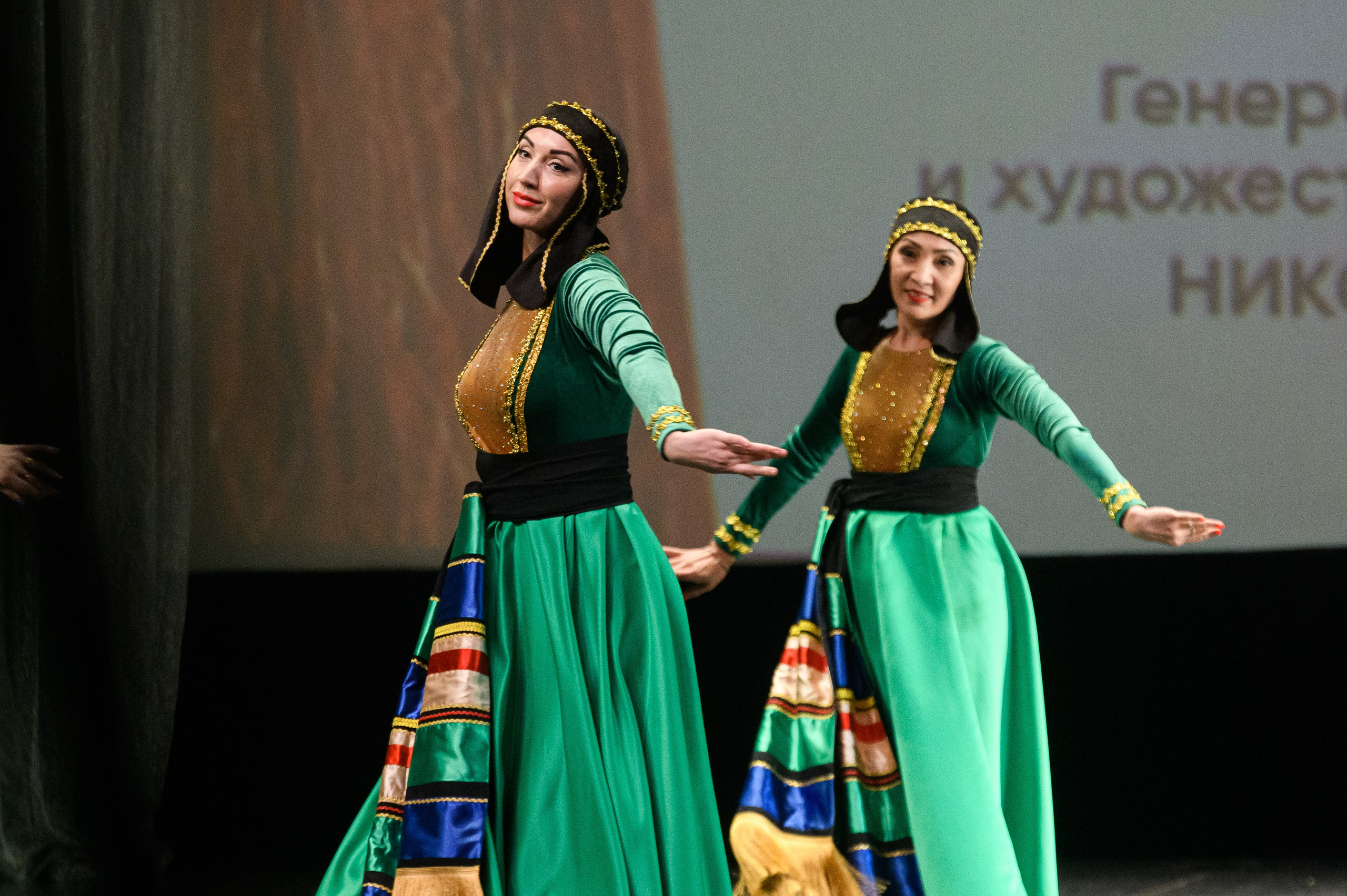 23 апреля, часть 1, БКЗ Октябрьский, г. Санкт-Петербург. Золотое яблочко