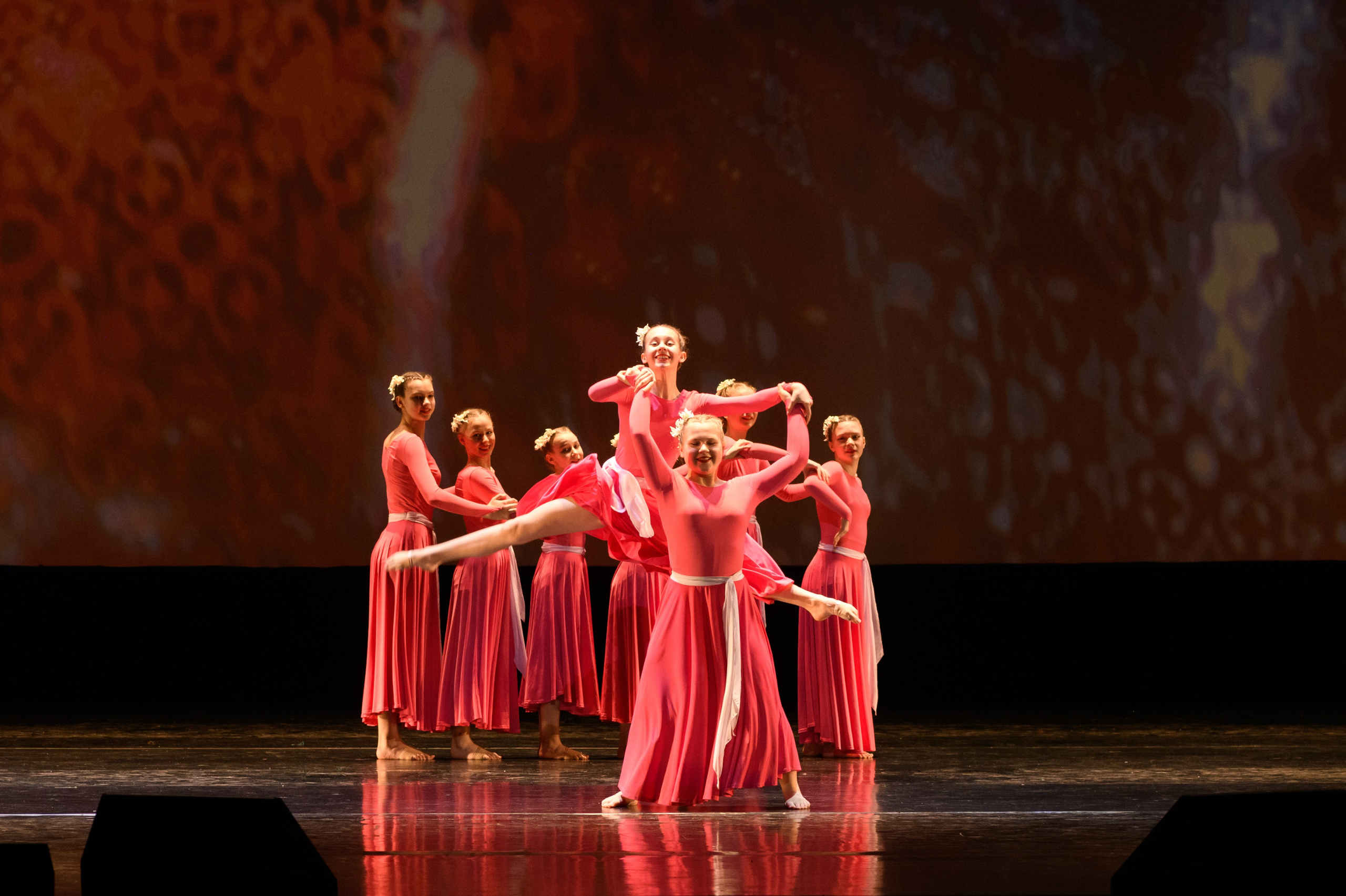 23 апреля, часть 2, БКЗ Октябрьский, г. Санкт-Петербург. Золотое яблочко