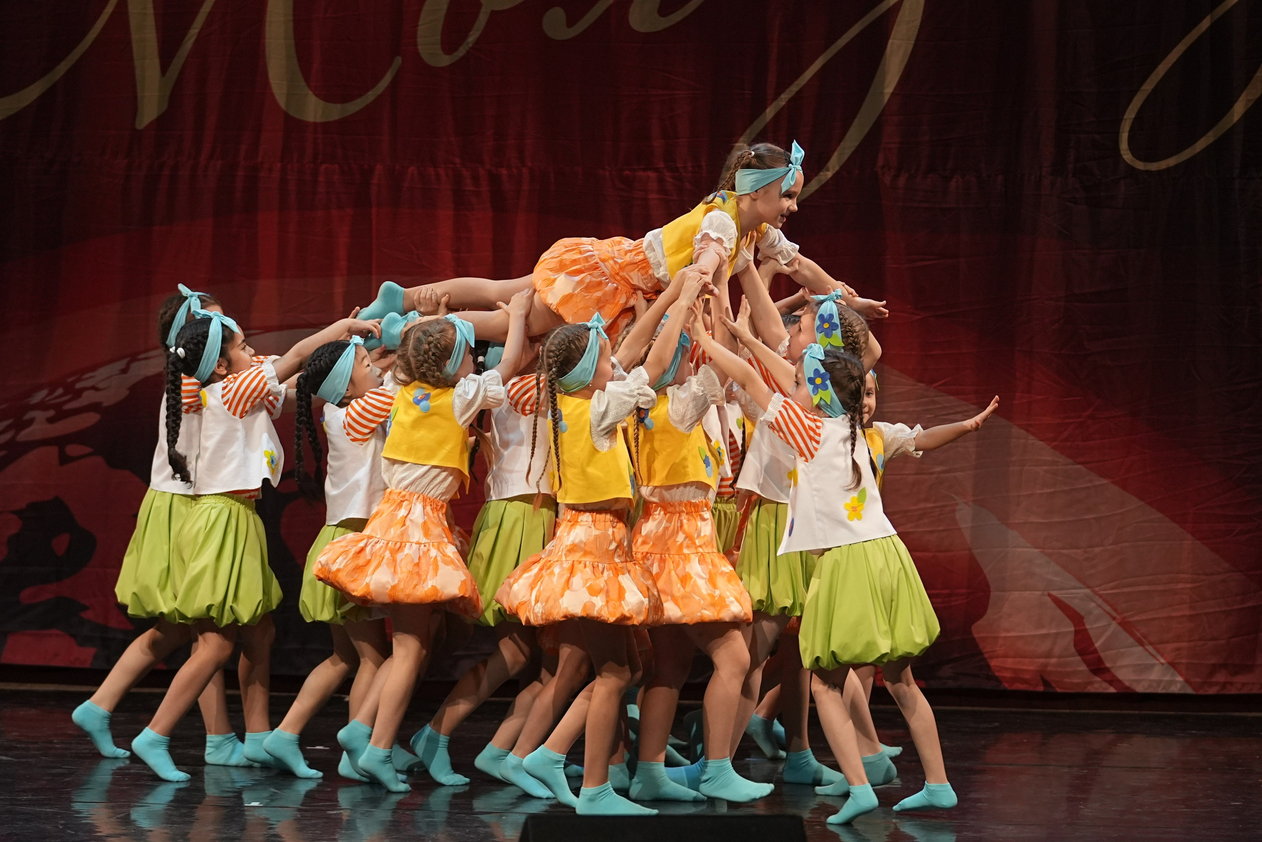 17 января, блок 2, г. Москва. Золотое яблочко