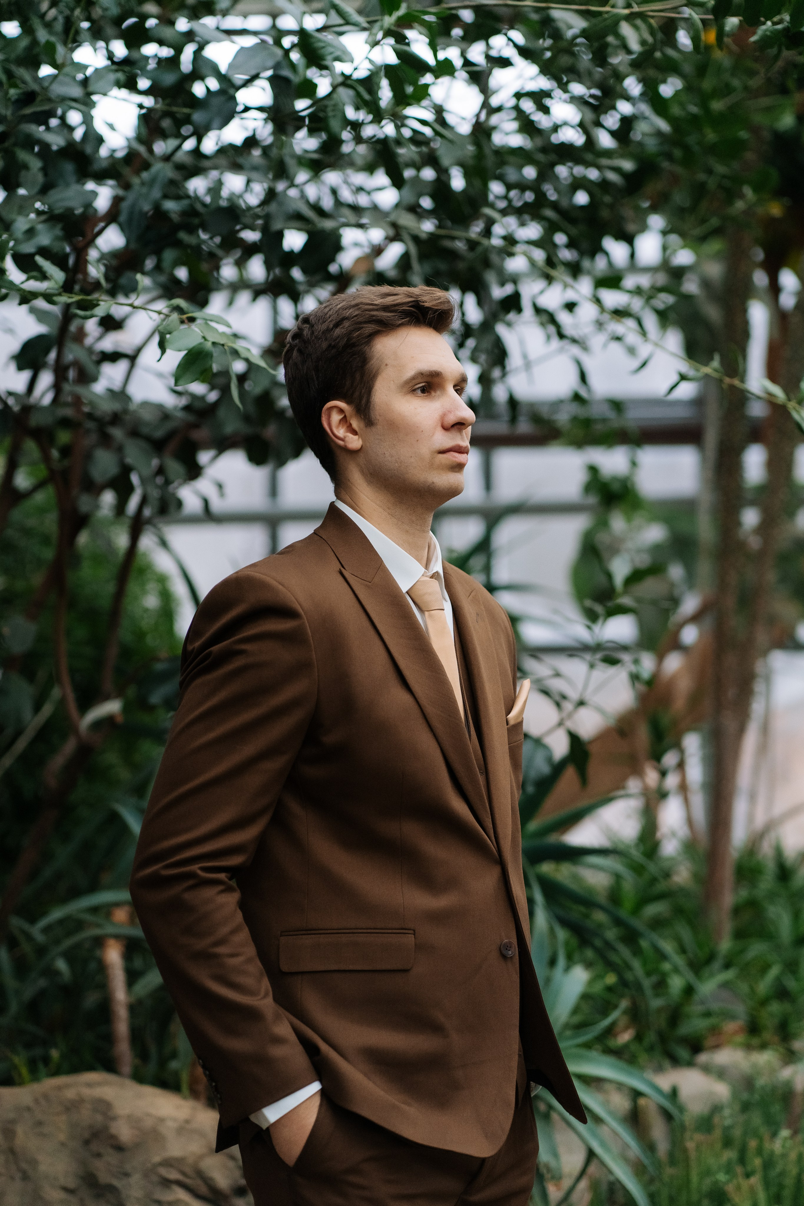 Свадебная фотосессия в оранжерее, Москва. Свадебный фотограф в Москве Анна Полушина