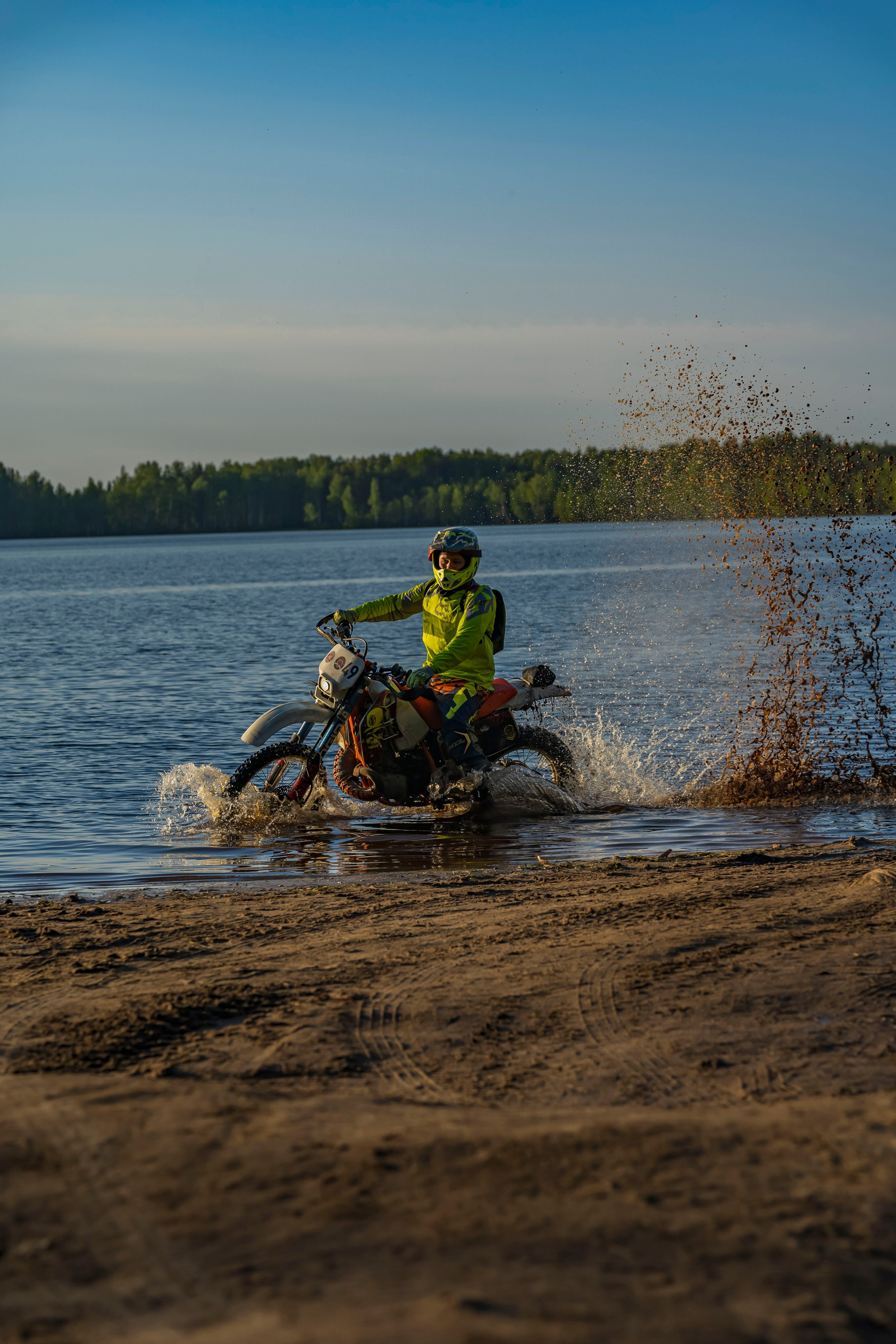 Владимир. Графический дизайнер Илья Левченко