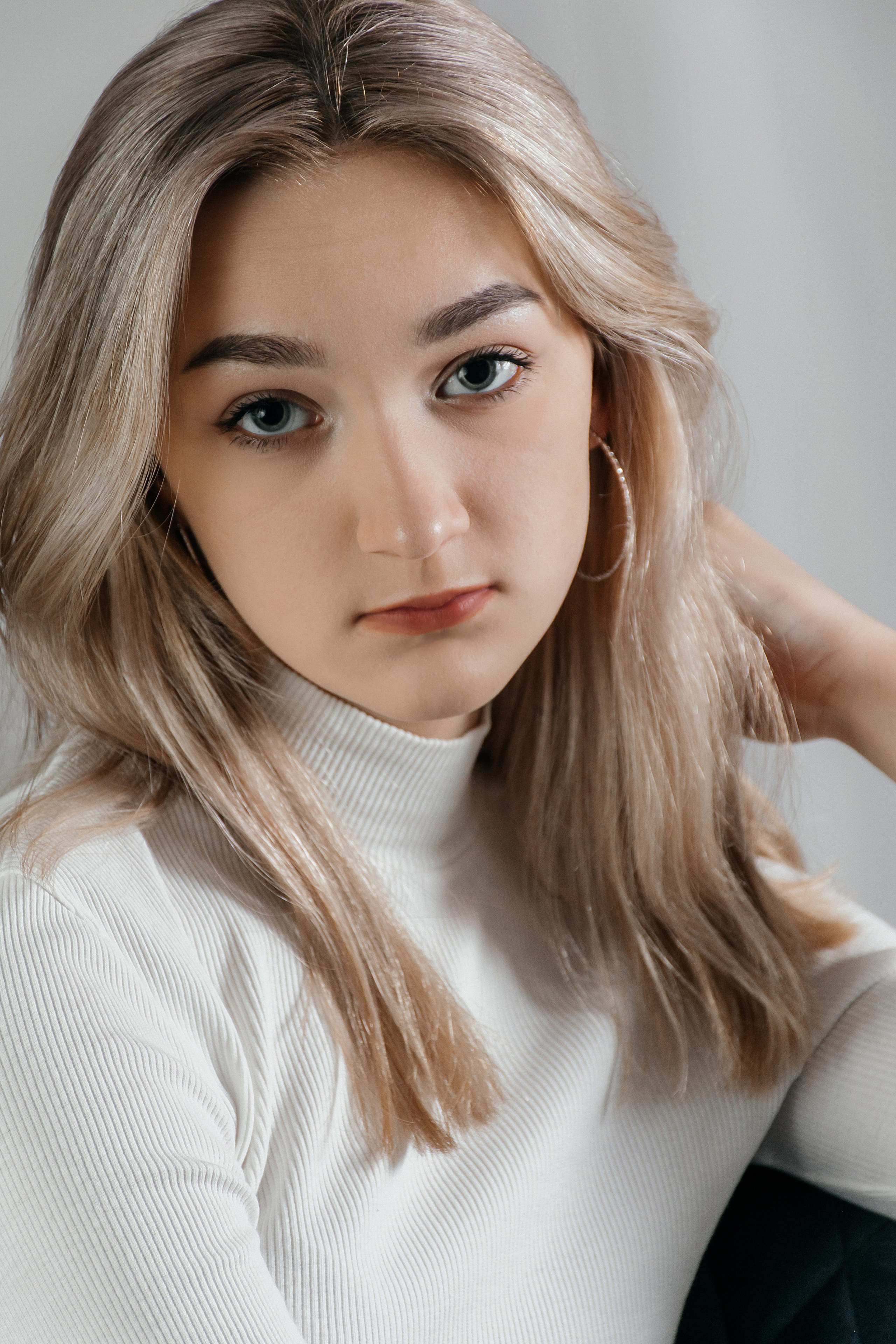 Сложный портрет в простых условиях. Профессиональный ретушер/портретный фотограф в Вельске и Вологде Юлия