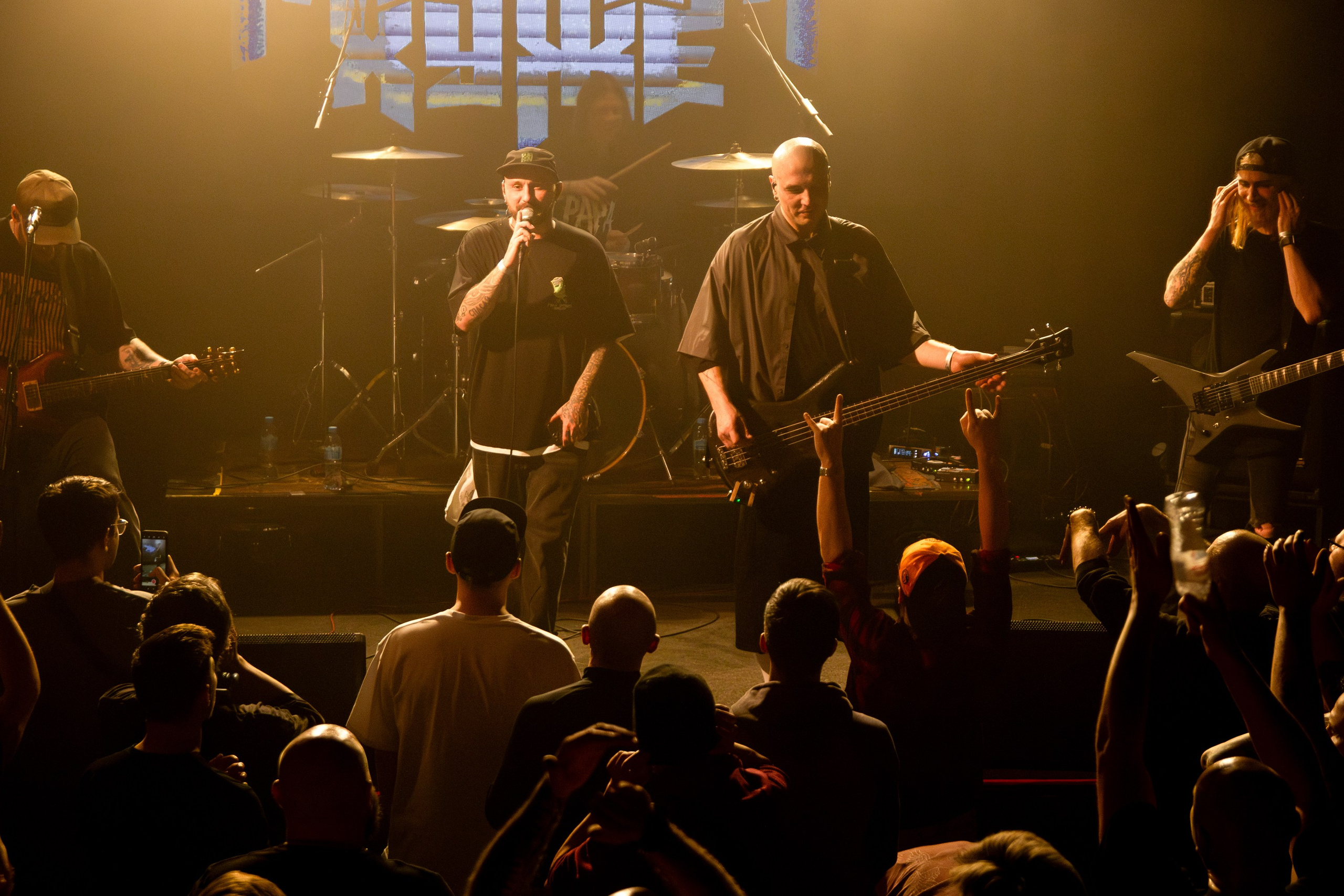 МОЖЕМ ХУЖЕ / Культурный центр «Сердце», СПб, февраль 2026. Концертный фотограф в Санкт-Петербурге | Анастасия Колупаева