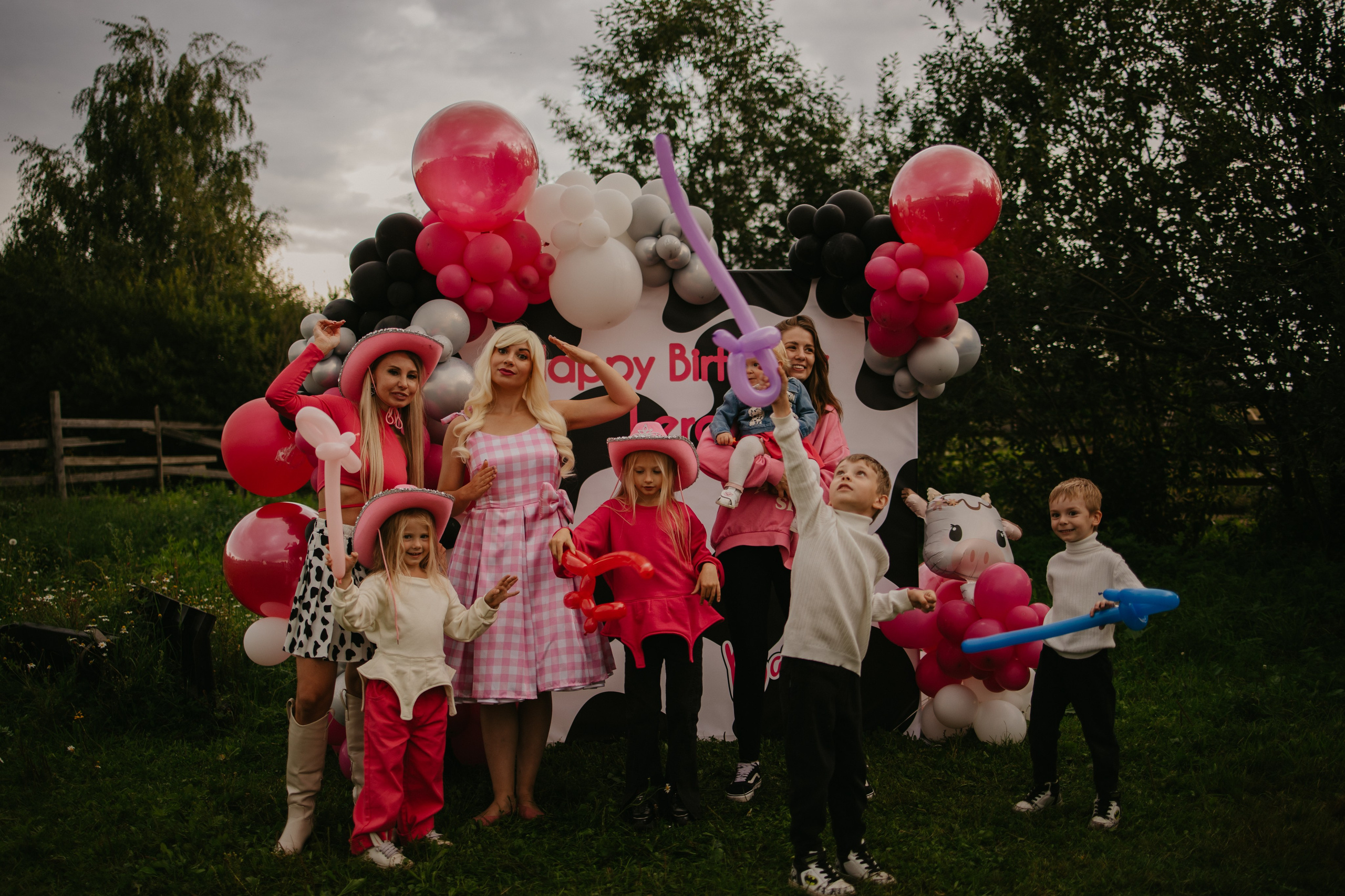Лера 2 годика. Репортажный и портретный фотограф в Санктпетербурге. Видиосъемка мероприятий в Санкт-Петербурге