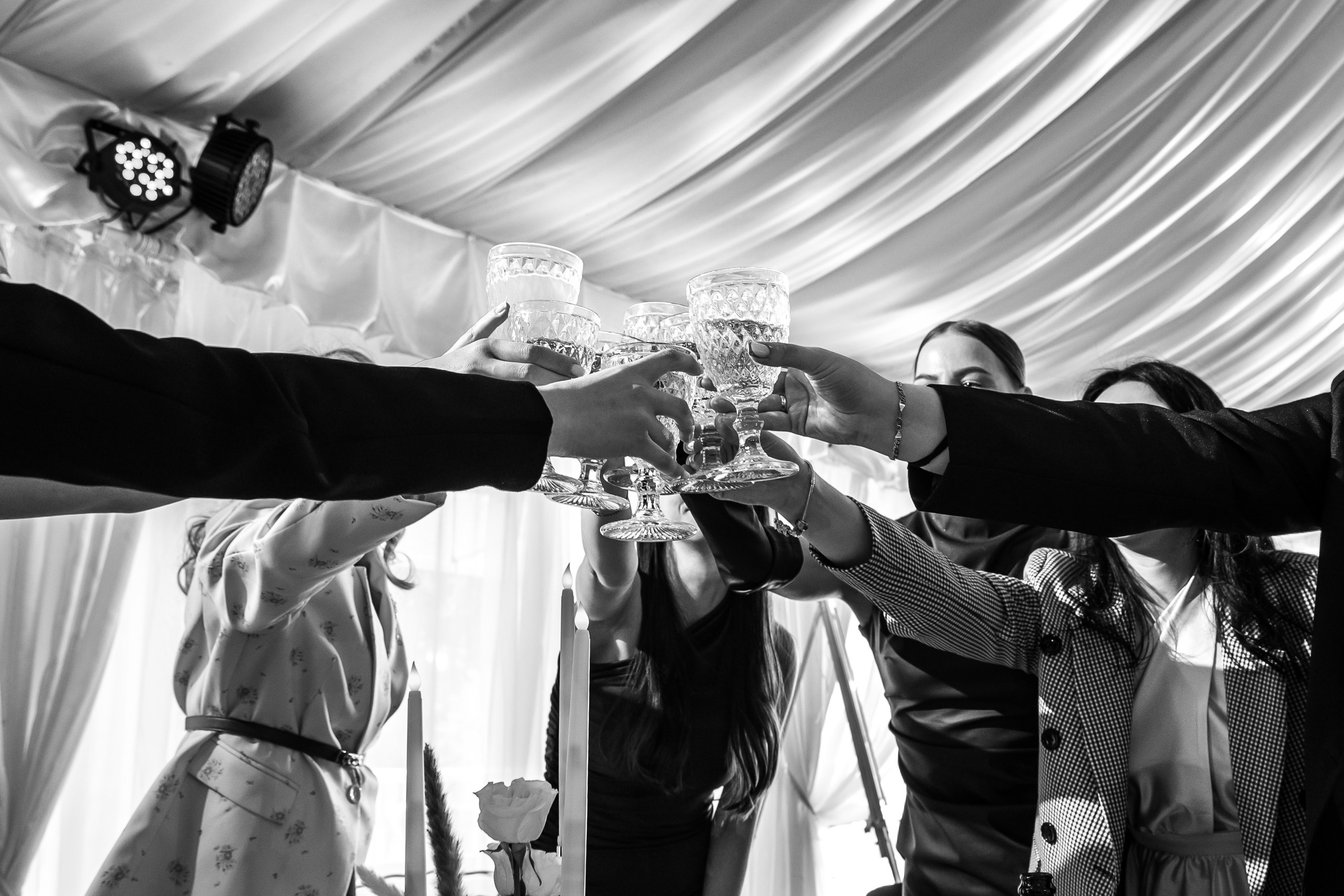 А | А. Любовь, танцы и котики 🐾. Свадебный фотограф Настя Шелл г. Череповец