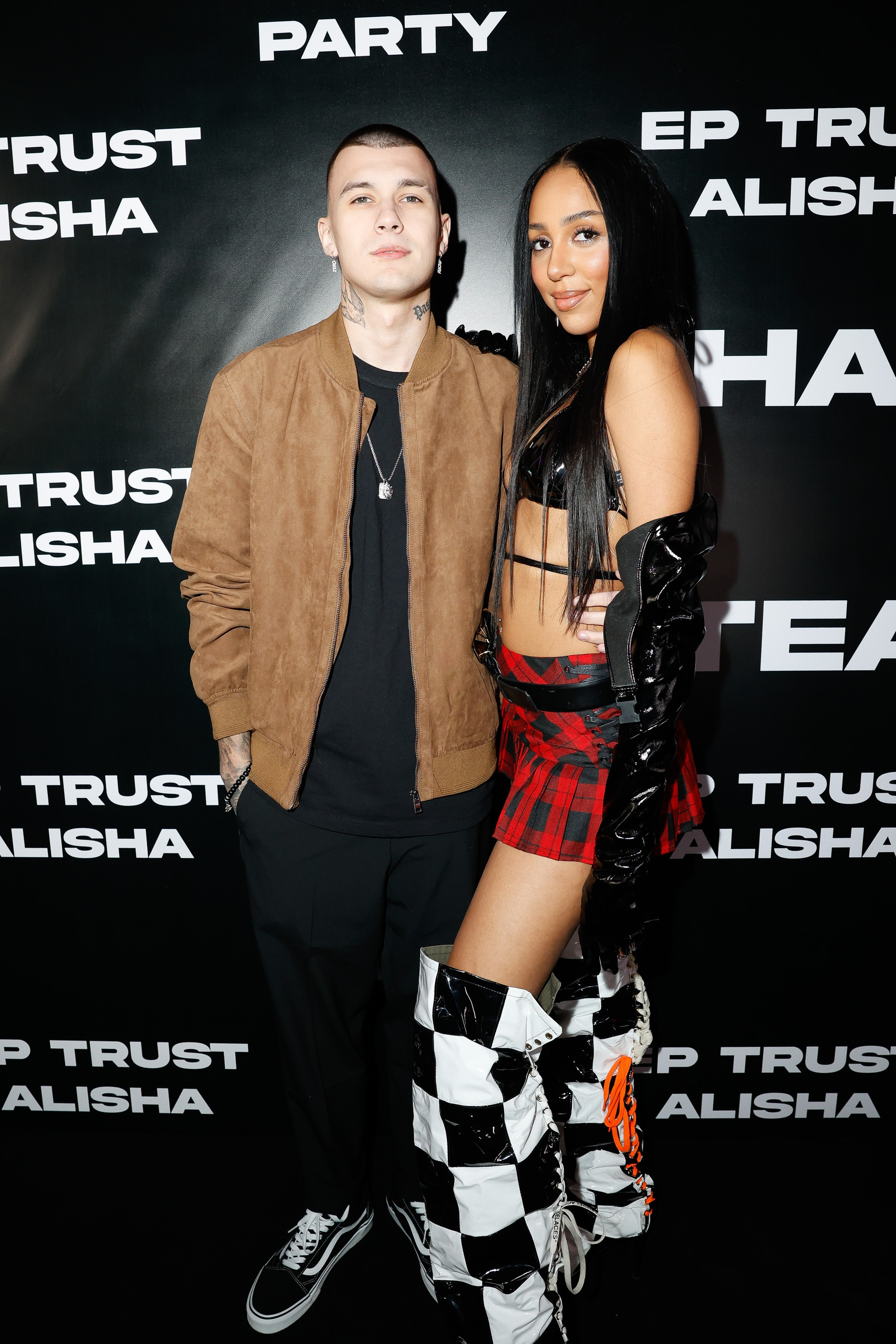 ALISHA. Nikolskayasecular