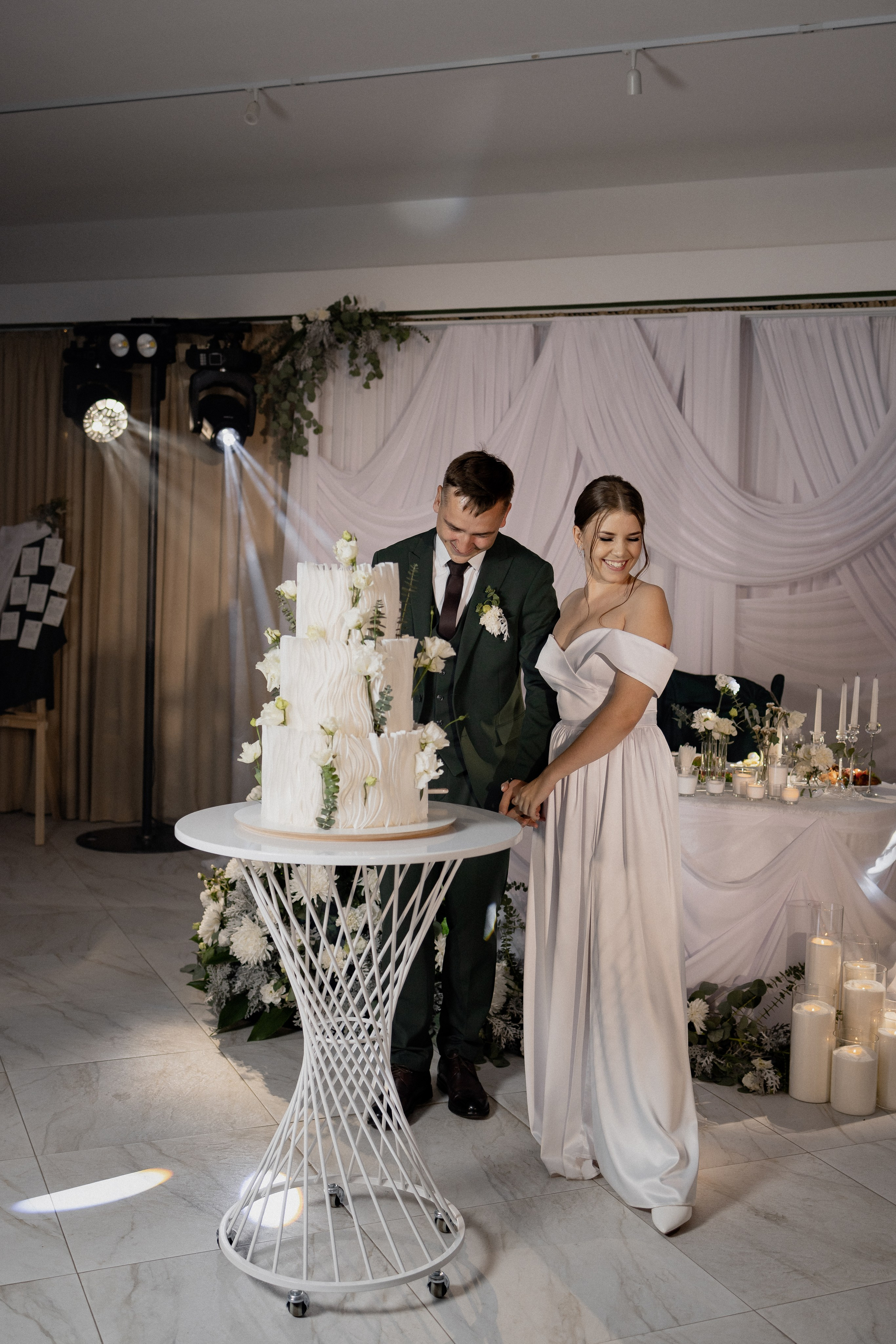 Свадебный банкет. Фотограф Темрюк Виктория