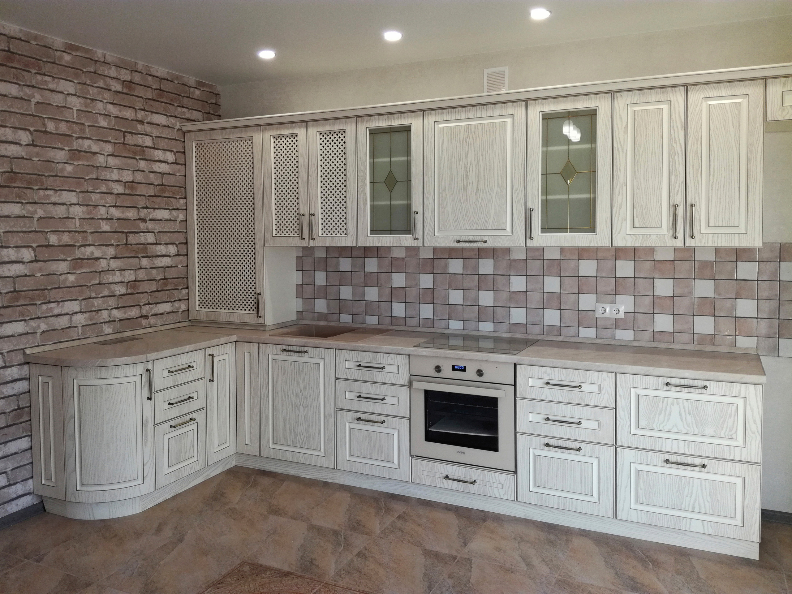 Кухни на заказ в Евпатории. Мебель на заказ в Евпатории