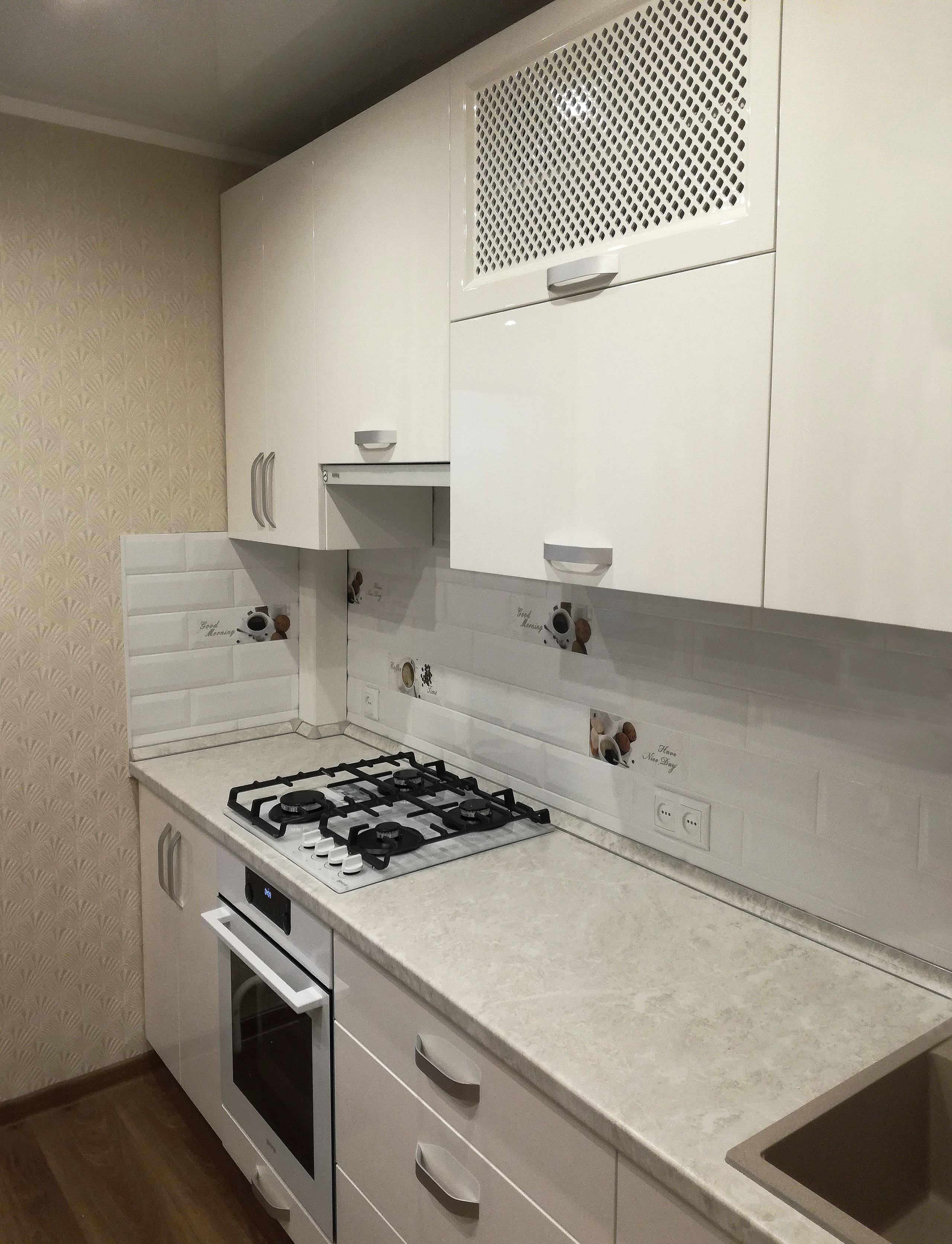 Кухни на заказ в Евпатории. Мебель на заказ в Евпатории