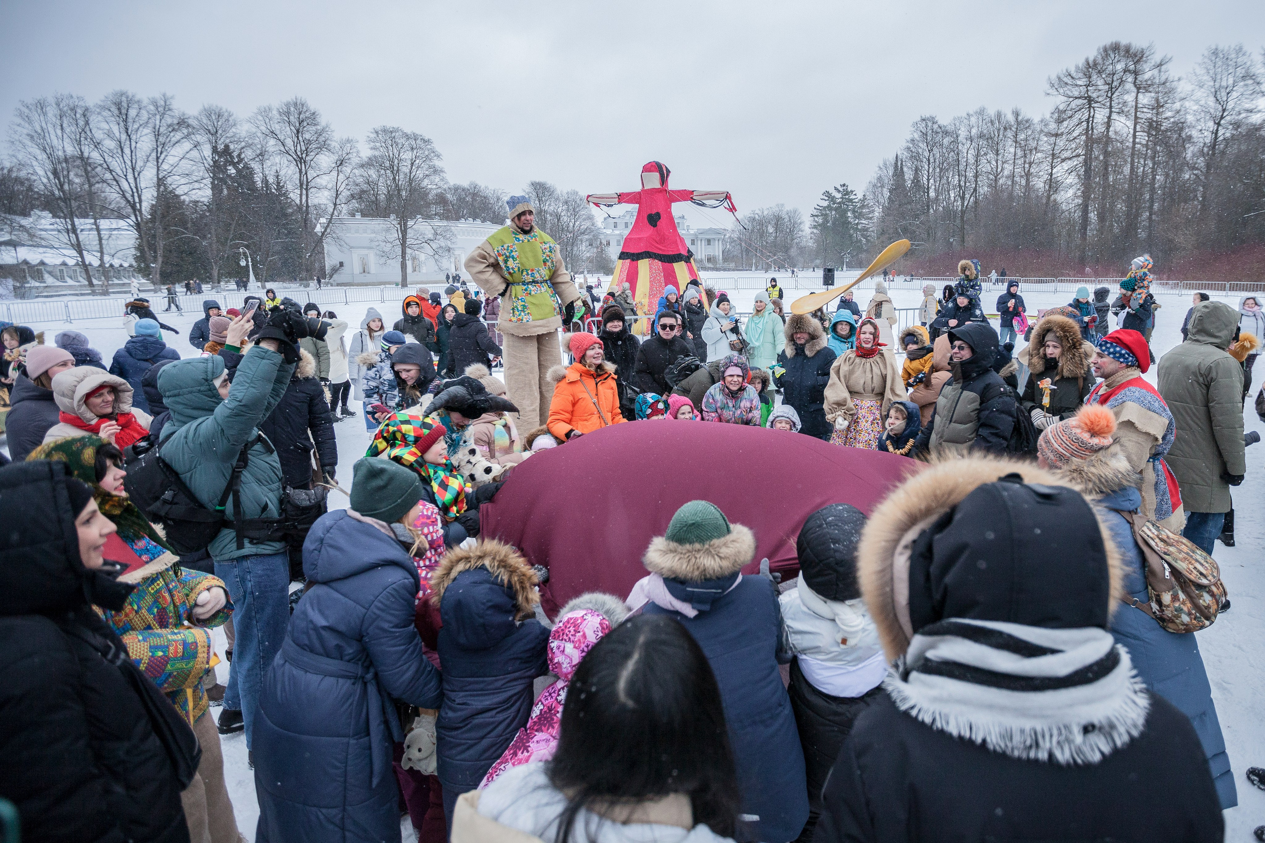 Масленичные гуляния на Елагином острове '23. Семейный и предметный фотограф Мария Львова Санкт-Петербург flitphoto