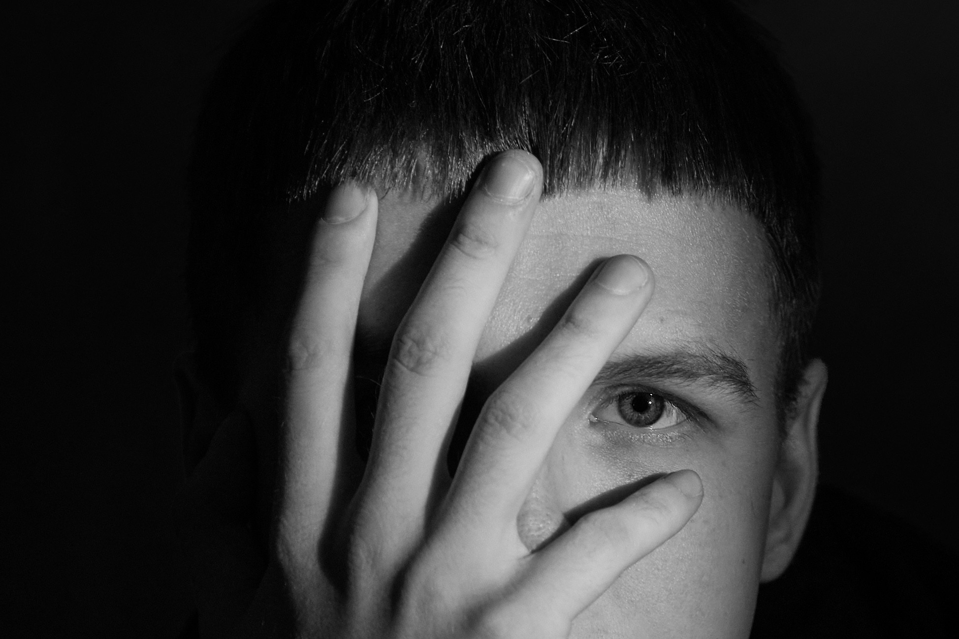 Фотосессия парня в студии. Самара