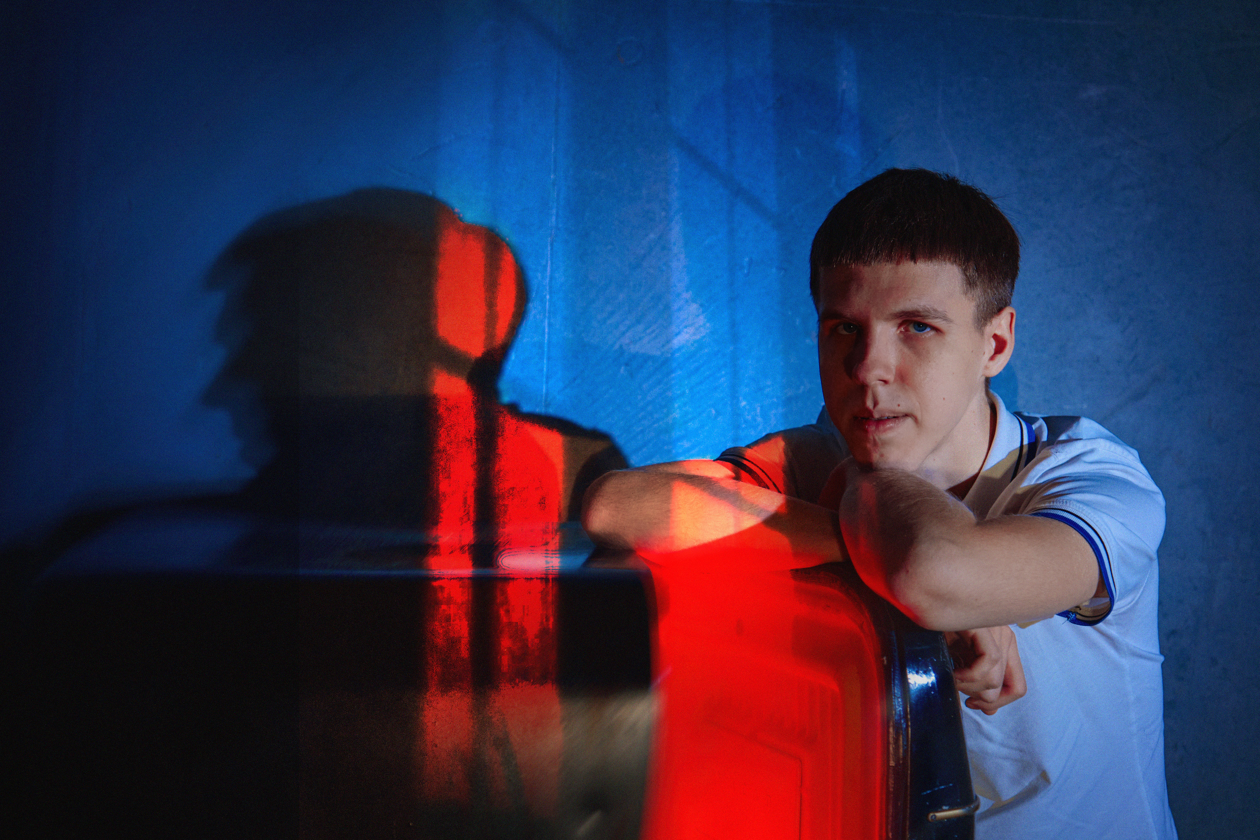 Фотосессия парня в студии. Самара