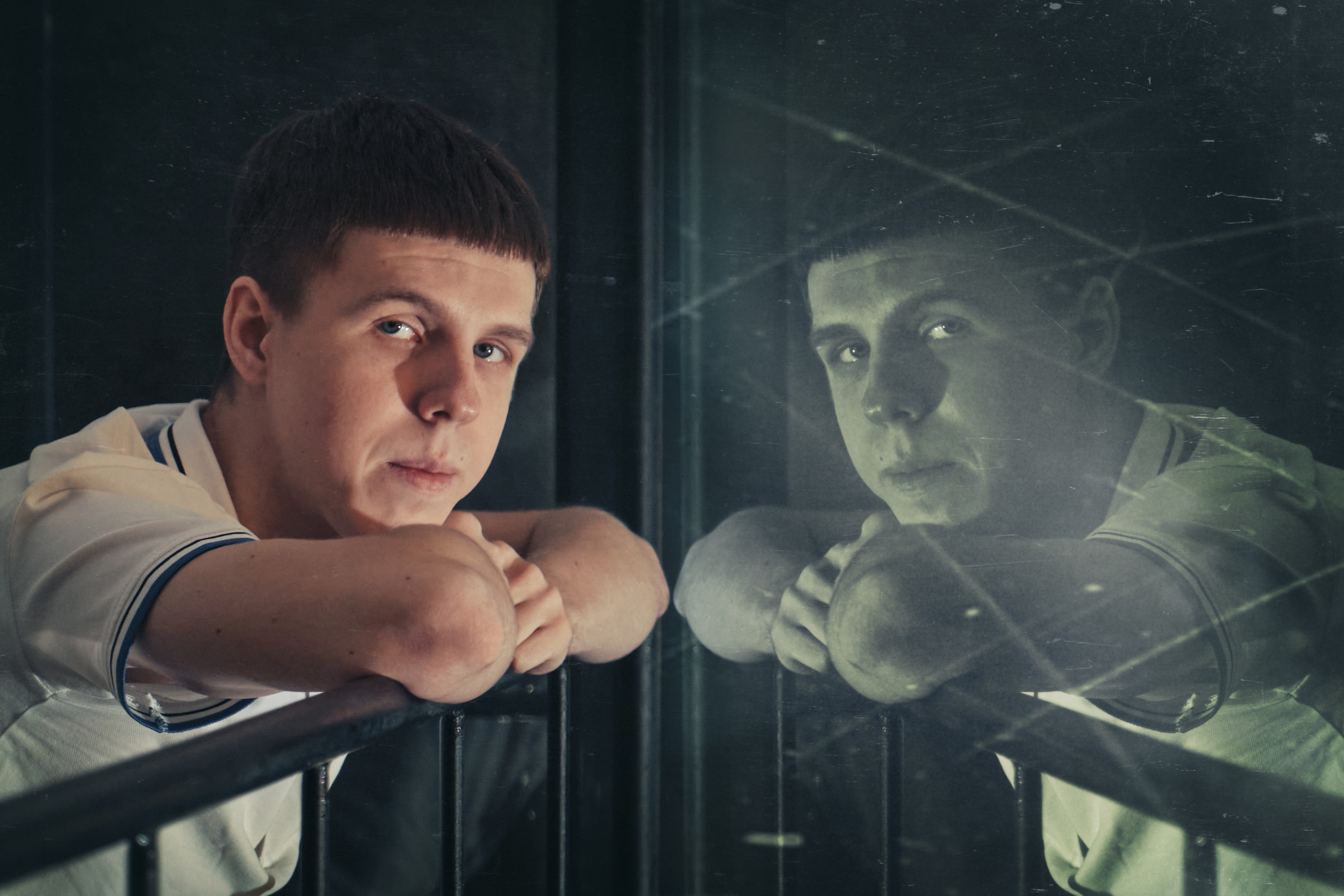 Фотосессия парня в студии. Самара