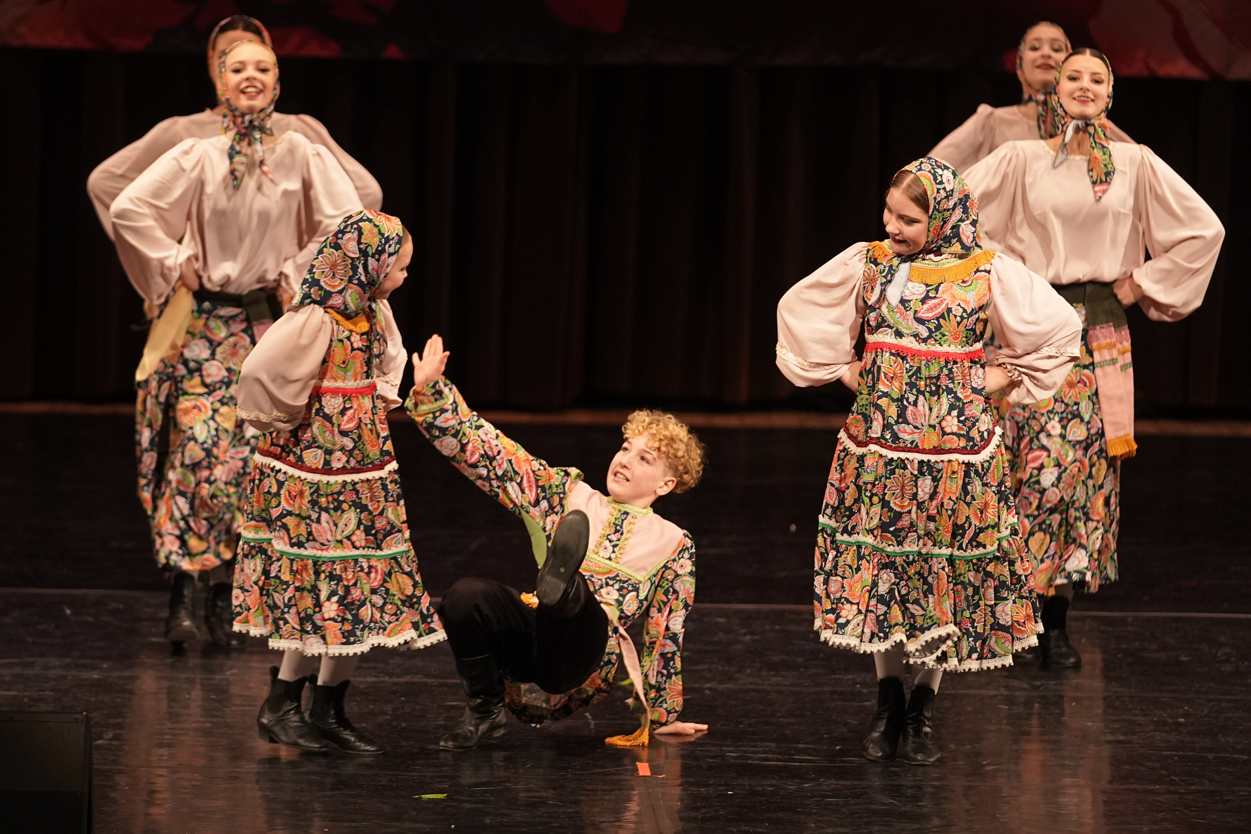 7 декабря, блок 2, г. Москва. Золотое яблочко