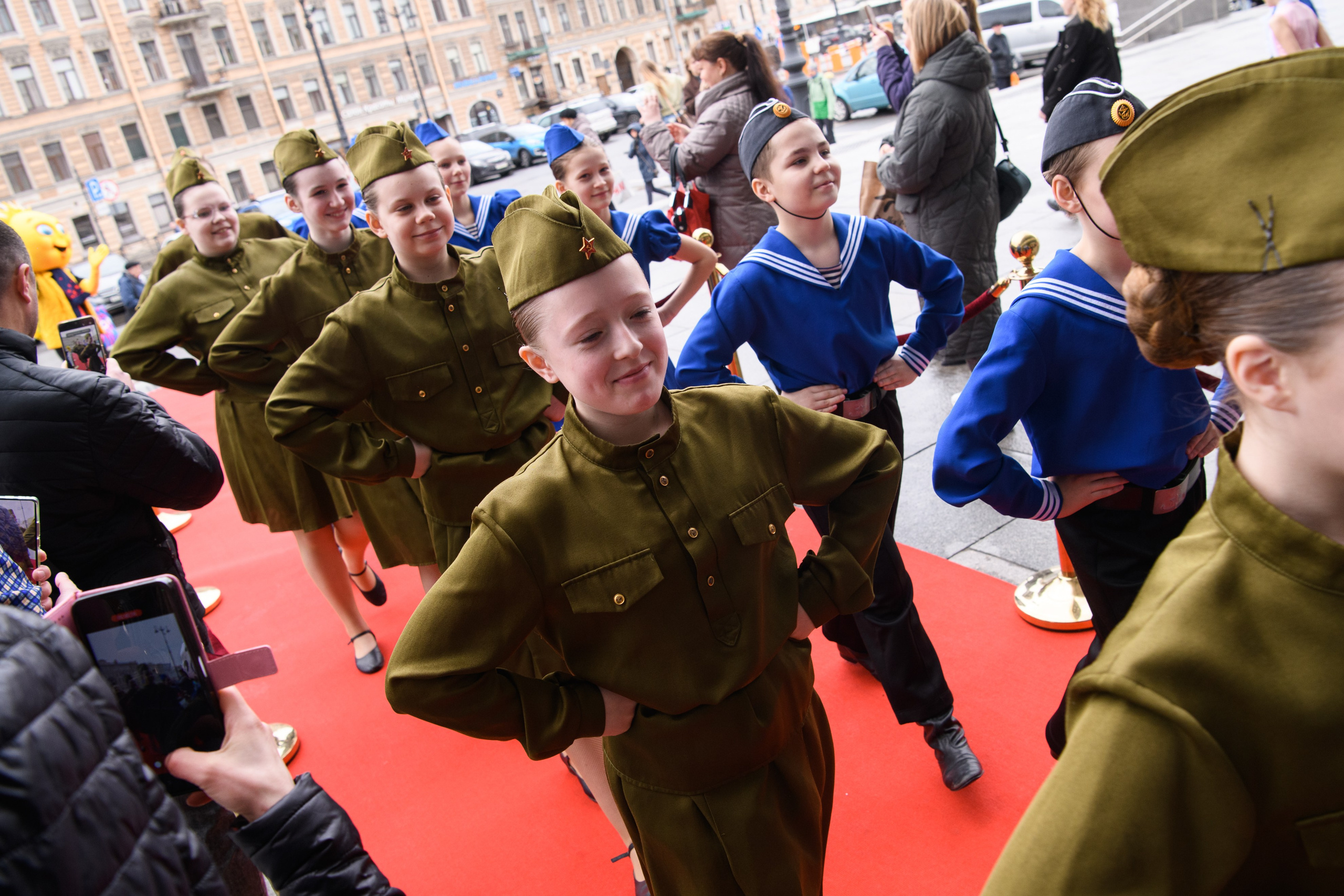 23 апреля, часть 1, БКЗ Октябрьский, г. Санкт-Петербург. Золотое яблочко