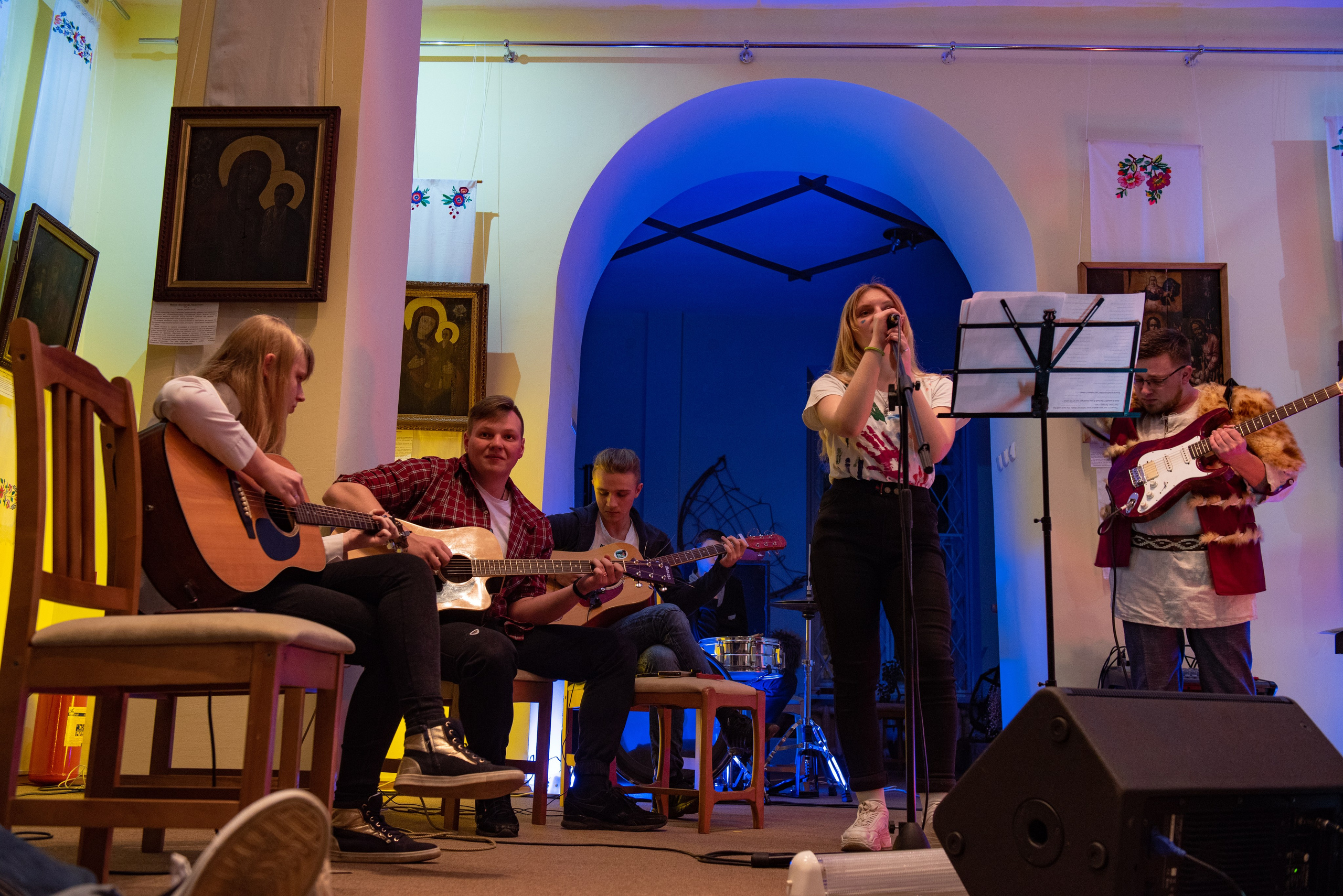 Чечерская Лютня & С#m. Автомобильный и интерьерный фотограф в Минске Александр Тагаев