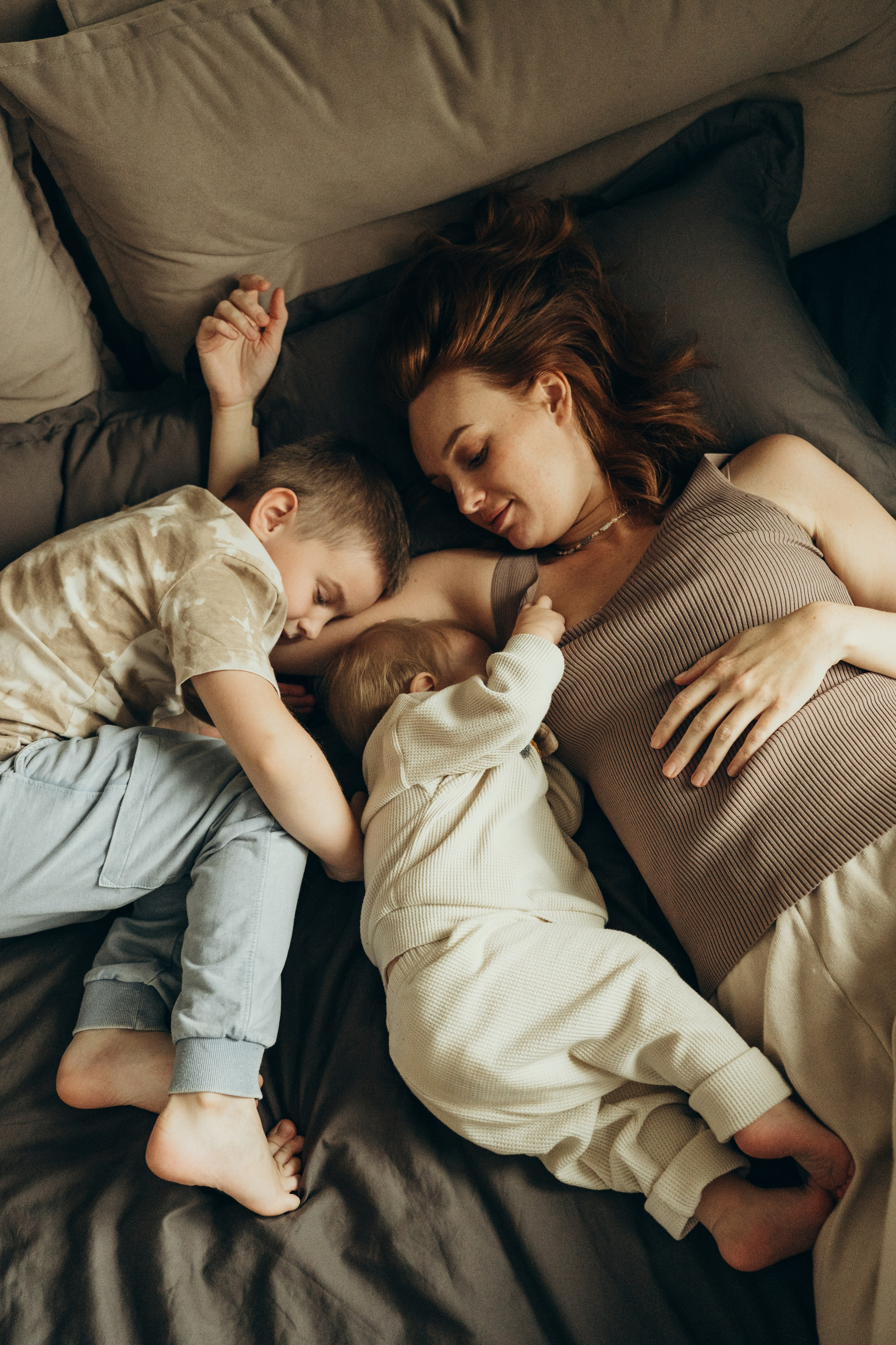 Анастасия, Ярослав и Асия