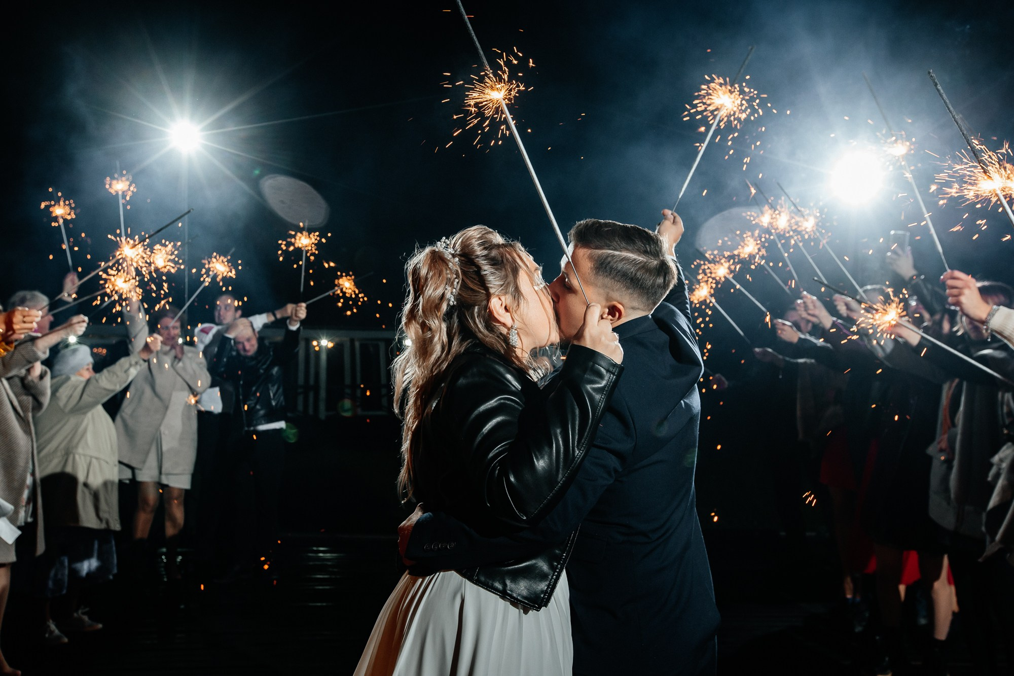 Свадебная съемка Северодвинск в стиле рок. Свадебный фотограф в Архангельске и Северодвинске