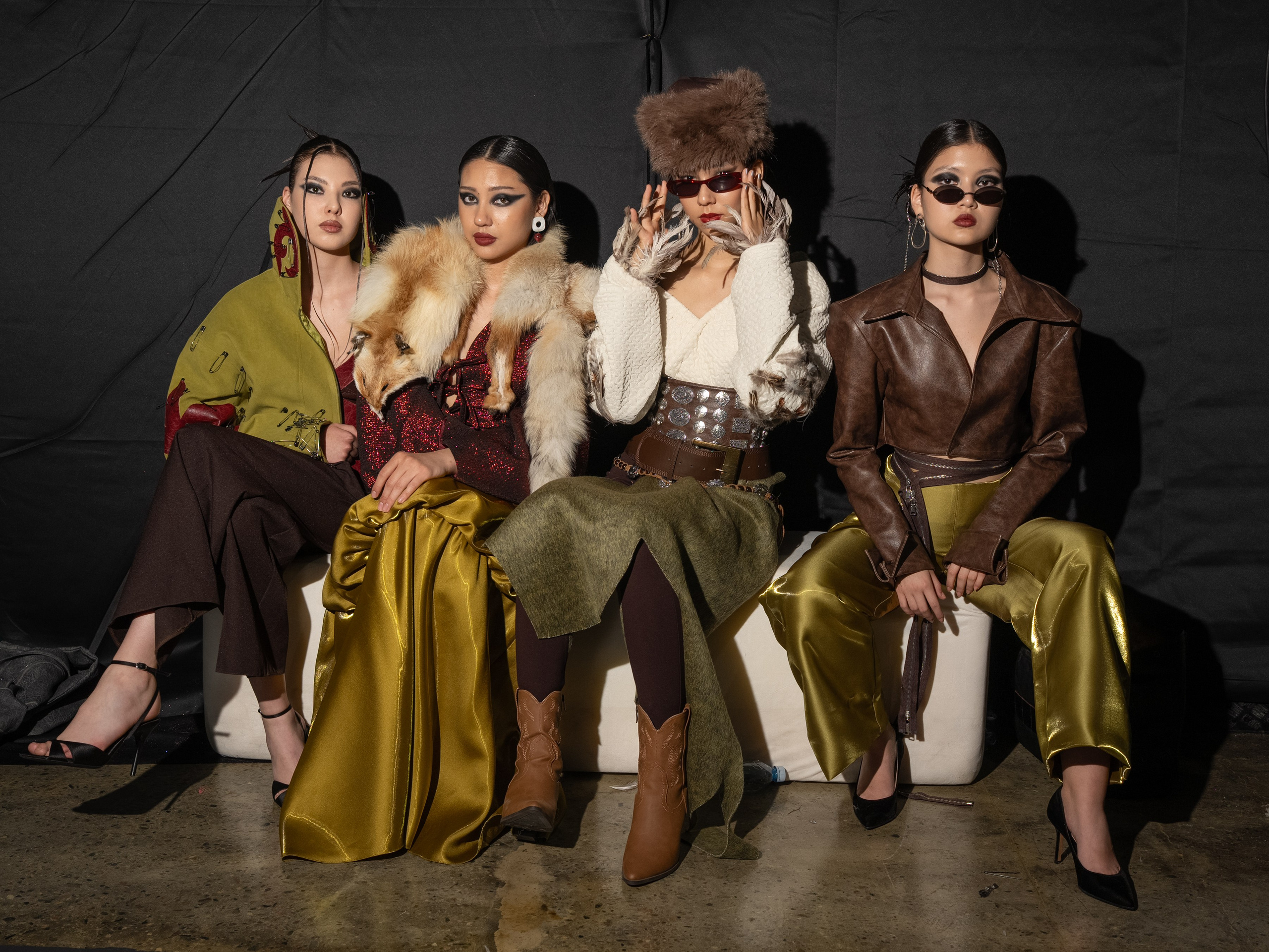 Visa Fashion week Almaty Backstage Day 3. Сайт Алматинского НЮ АРТ, будуар и фэшн фотографа Дениса Карпенко