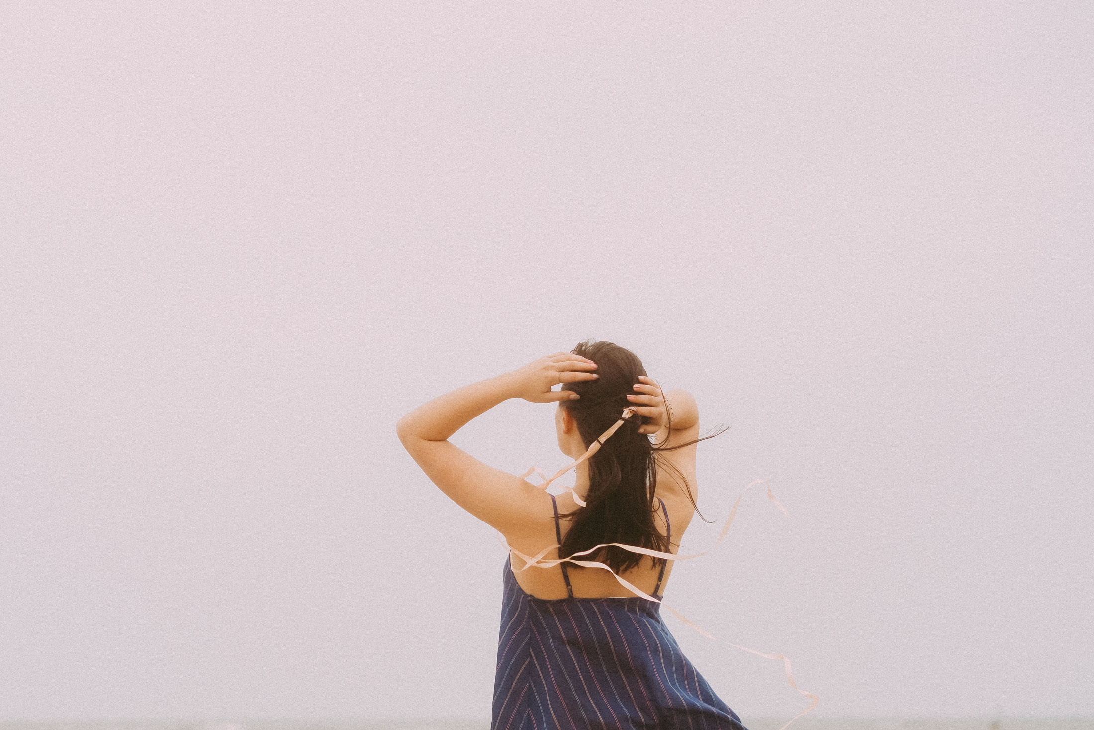 Море, шторм, девушка. Фотограф в Барселоне Валиулова Ася