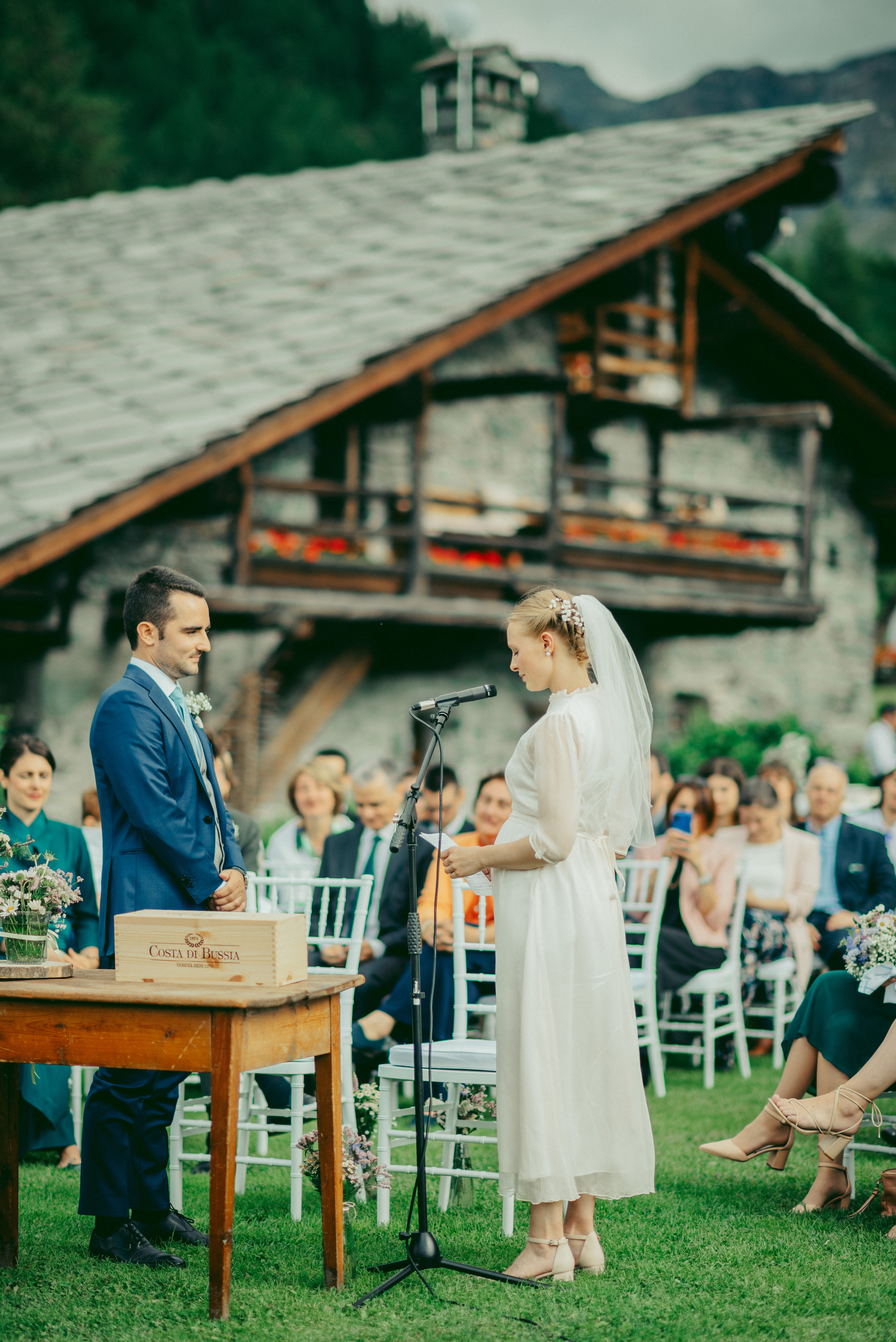 Wedding in the mountains. Photographer Vasilisa Gordeeva