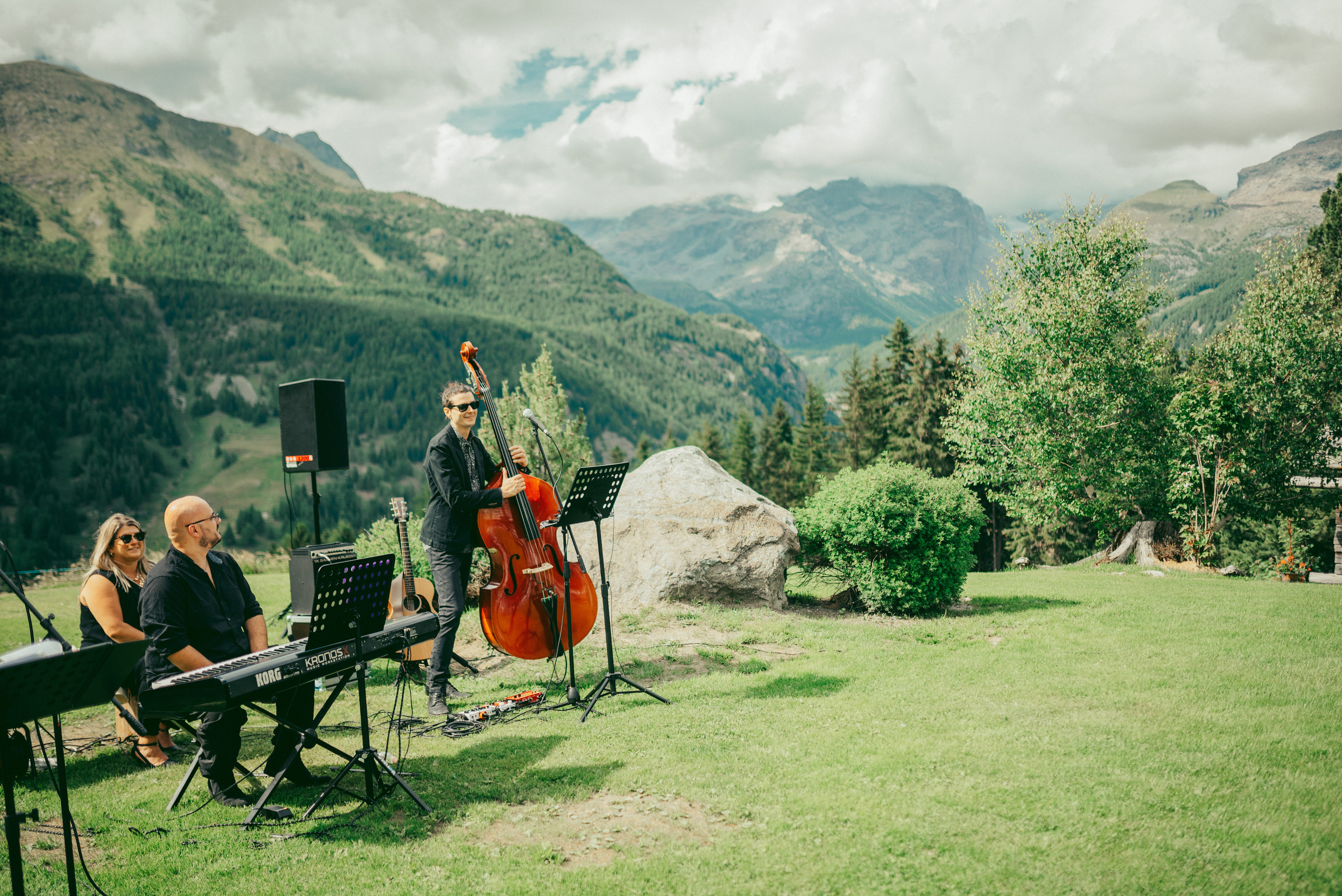 Wedding in the mountains. Photographer Vasilisa Gordeeva