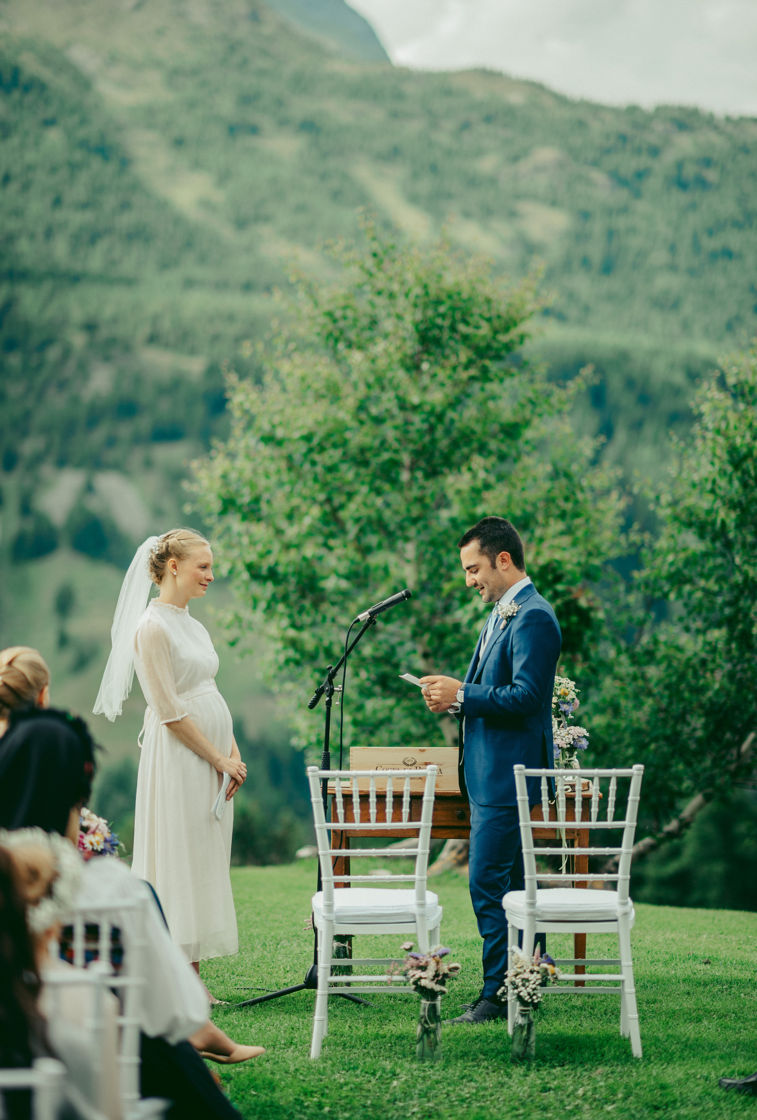Wedding in the mountains. Photographer Vasilisa Gordeeva
