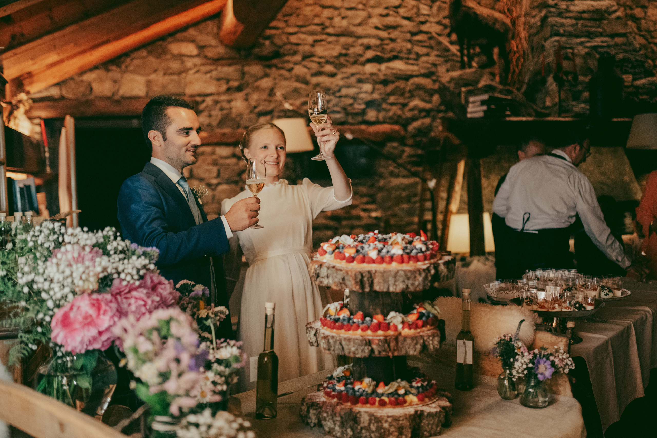 Wedding in the mountains. Photographer Vasilisa Gordeeva