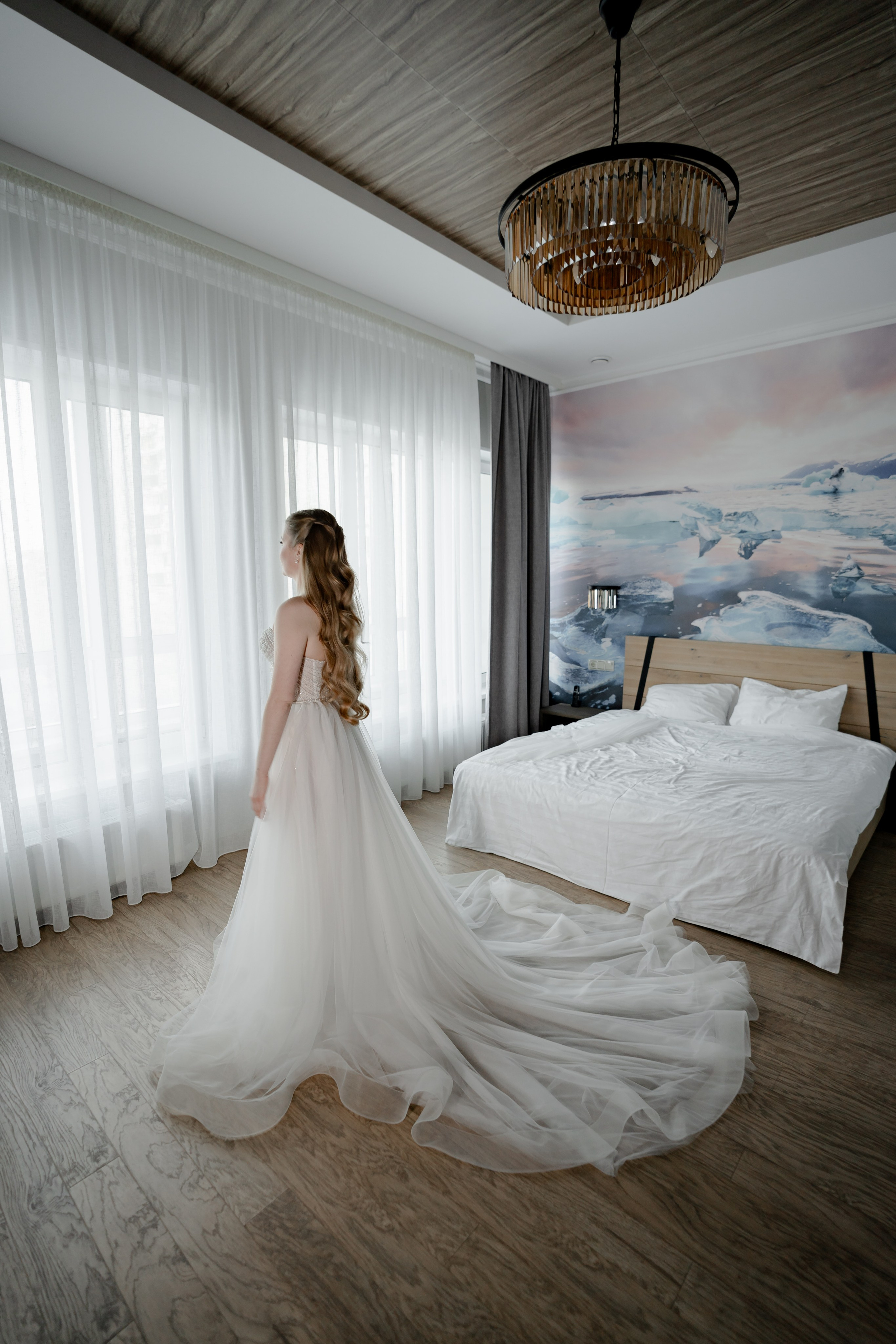 СВАДЕБНАЯ СЬЕМКА СБОРОВ В ОТЕЛЕ И ВЫЕЗД НА ЦЕРЕМОНИЮ (СНЯТО В СИБИРЕ В НИЖНЕВАРТОВСКЕ)М. Профессиональный фотограф, Санкт-Петербург — Виктория Богомолова