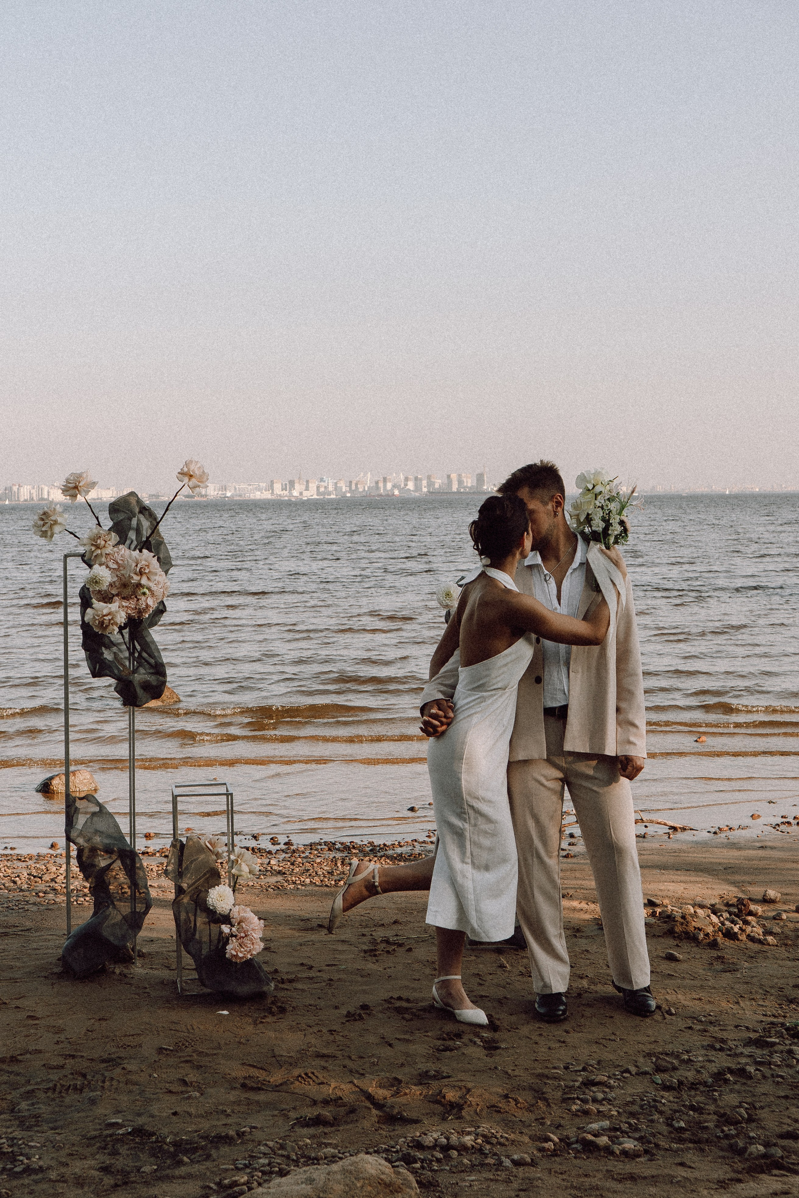 СВАДЕБНАЯ ФОТОСЕССИЯ ВЫЕЗДНОЙ ЦЕРЕМОНИИ (ФИНСКИЙ ЗАЛИВ). Профессиональный фотограф, Санкт-Петербург — Виктория Богомолова