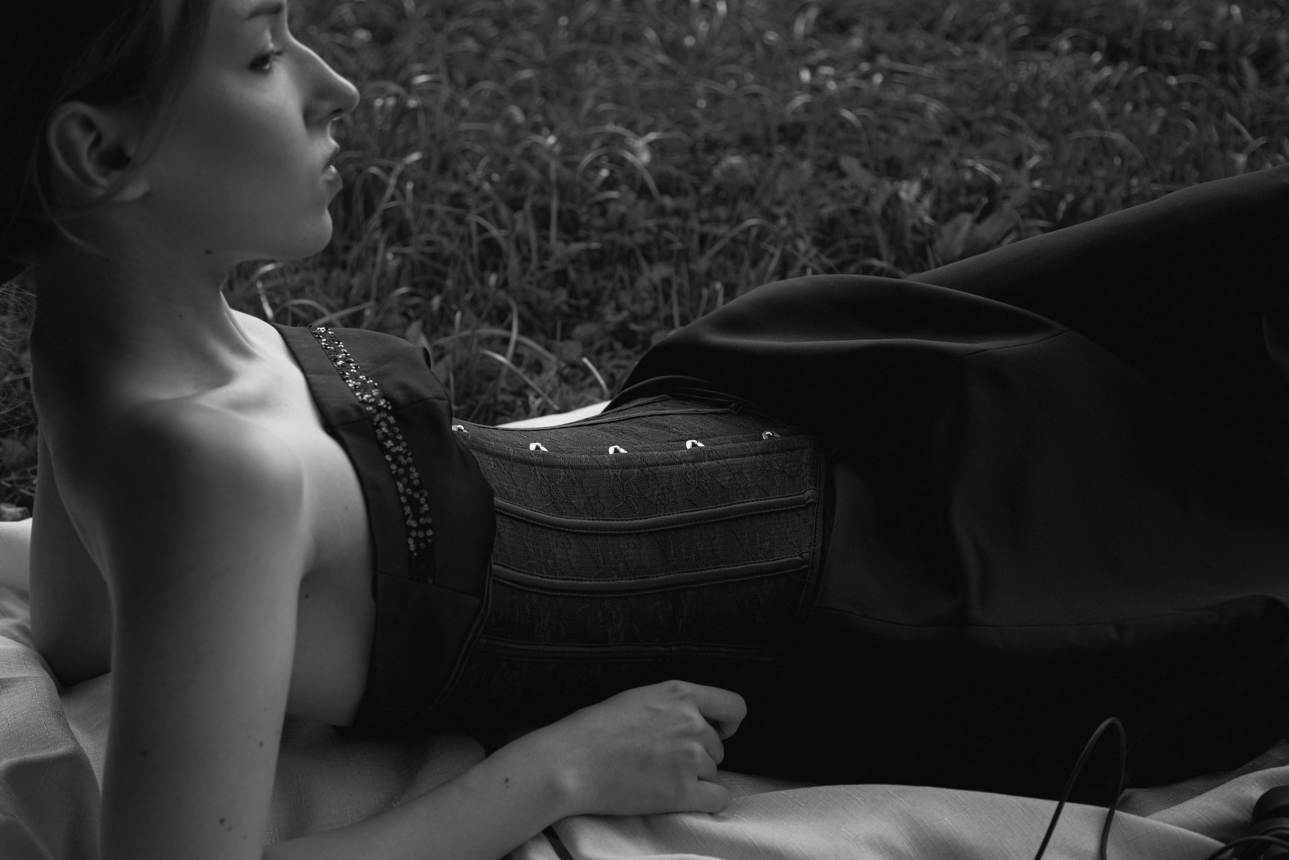 Black dress. DINA MOREVA photography