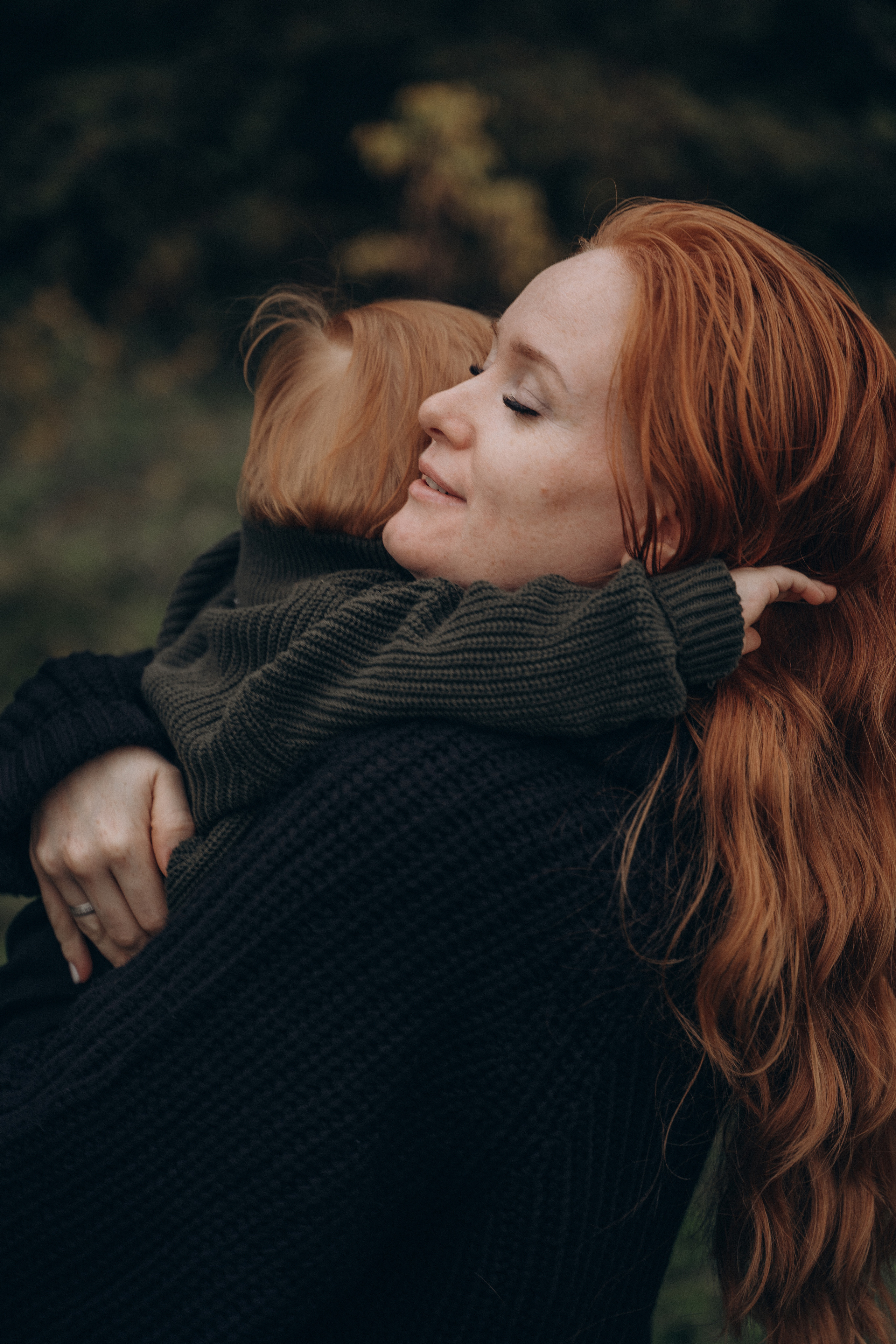 Рыжая девушка с ребенком. Свадебный и семейный фотограф Екатерина Коробова г. Моздок