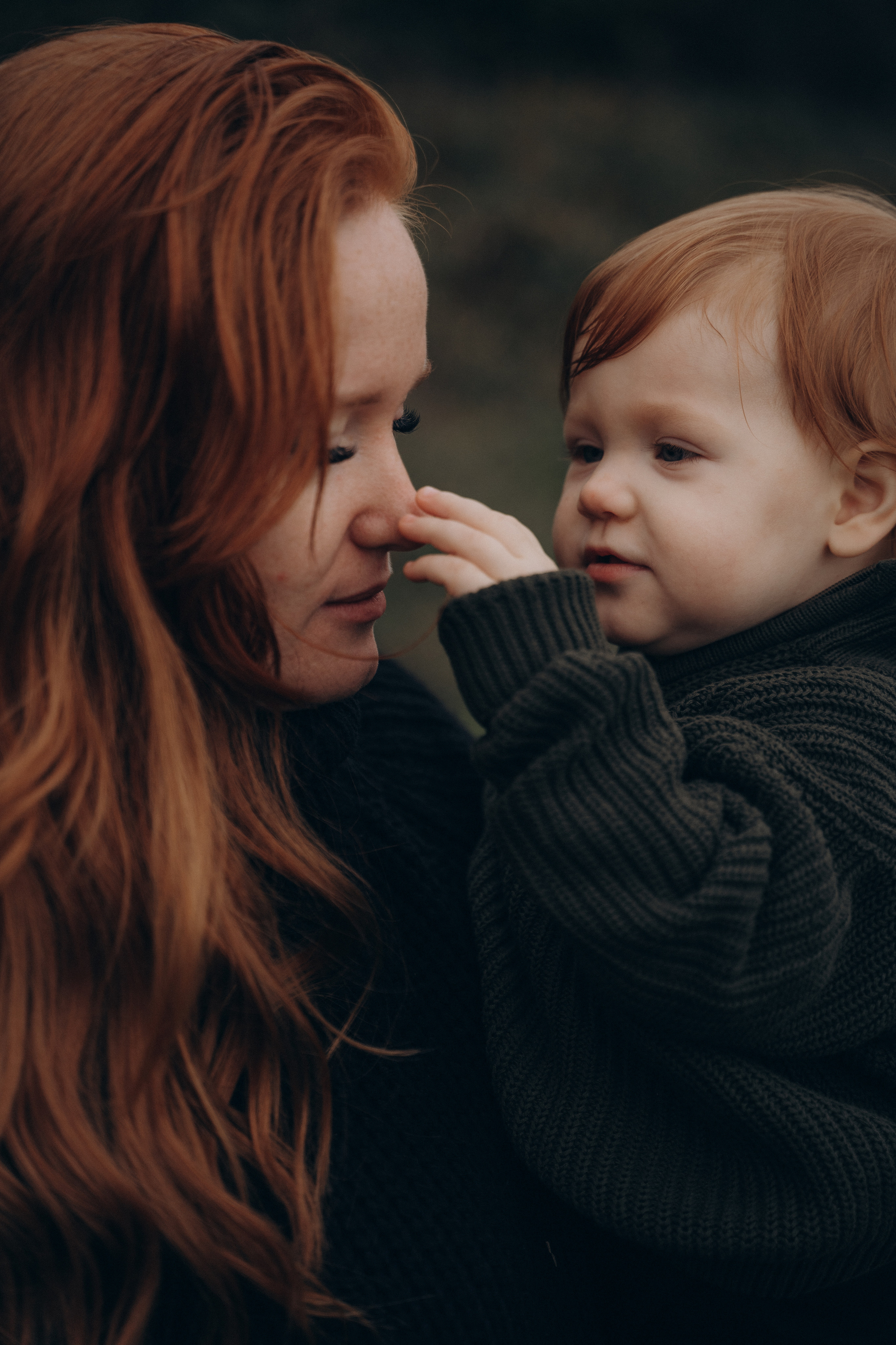 Рыжая девушка с ребенком. Свадебный и семейный фотограф Екатерина Коробова г. Моздок