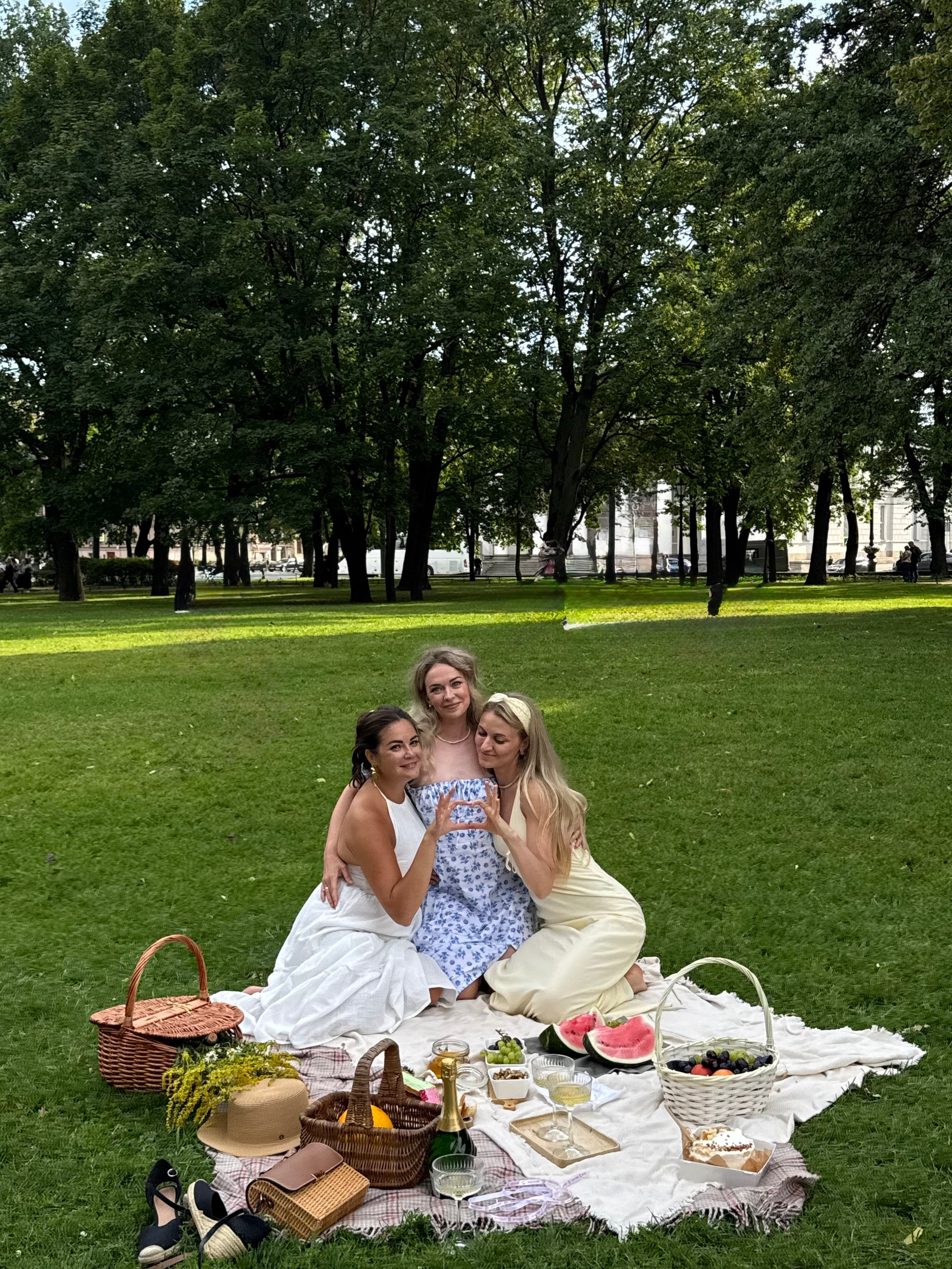 Пикник у Исаакиевского. Утонченный фотограф в Санкт-Петербурге Ксения Пелевина