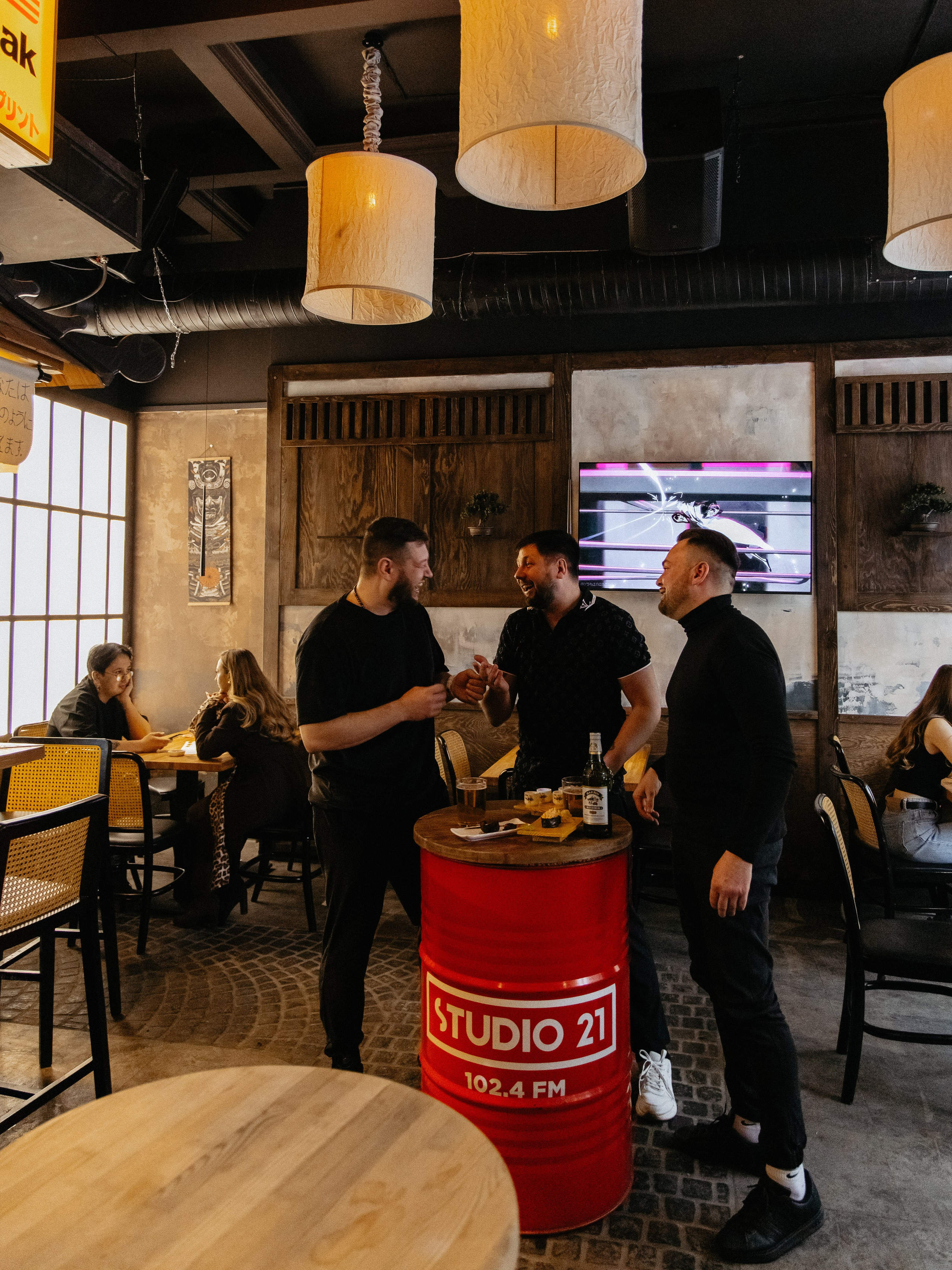 Ресторан НАМБА. Свадебный фотограф Челябинск Зиненко Виктория