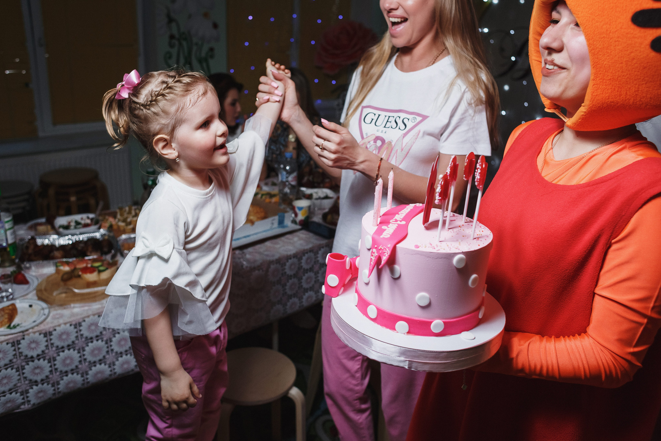 Волшебство Дня Рождения в Игровой Комнате Страна Чудес Таганрог. Свадебный и семейный фотограф в Таганроге Бакарюк Антон