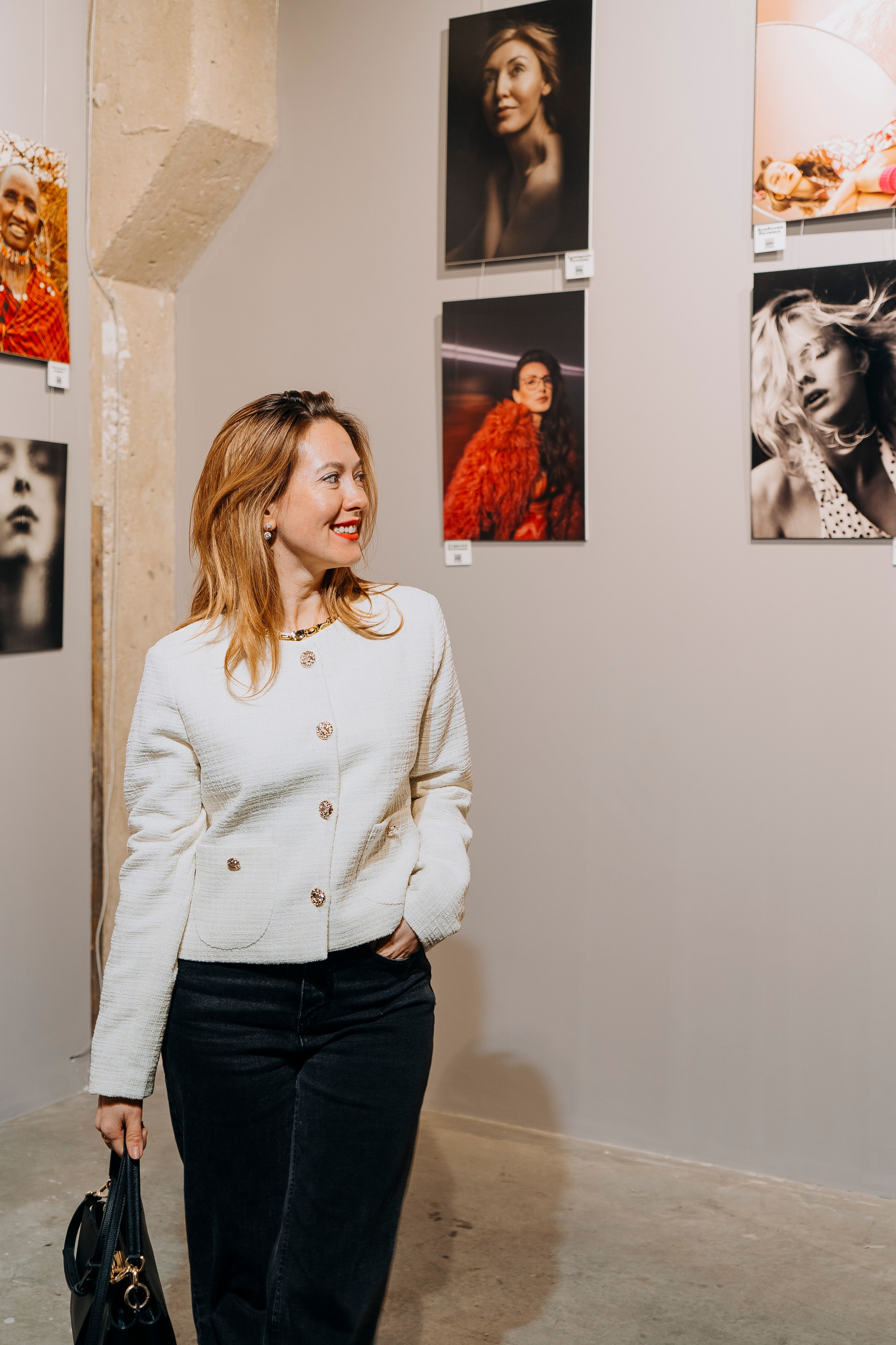 Вернисаж фотовыставки MFamilia «Гармония различий». Организация фотовыставок в Петербурге и Москве, MFamilia (МФамилия)