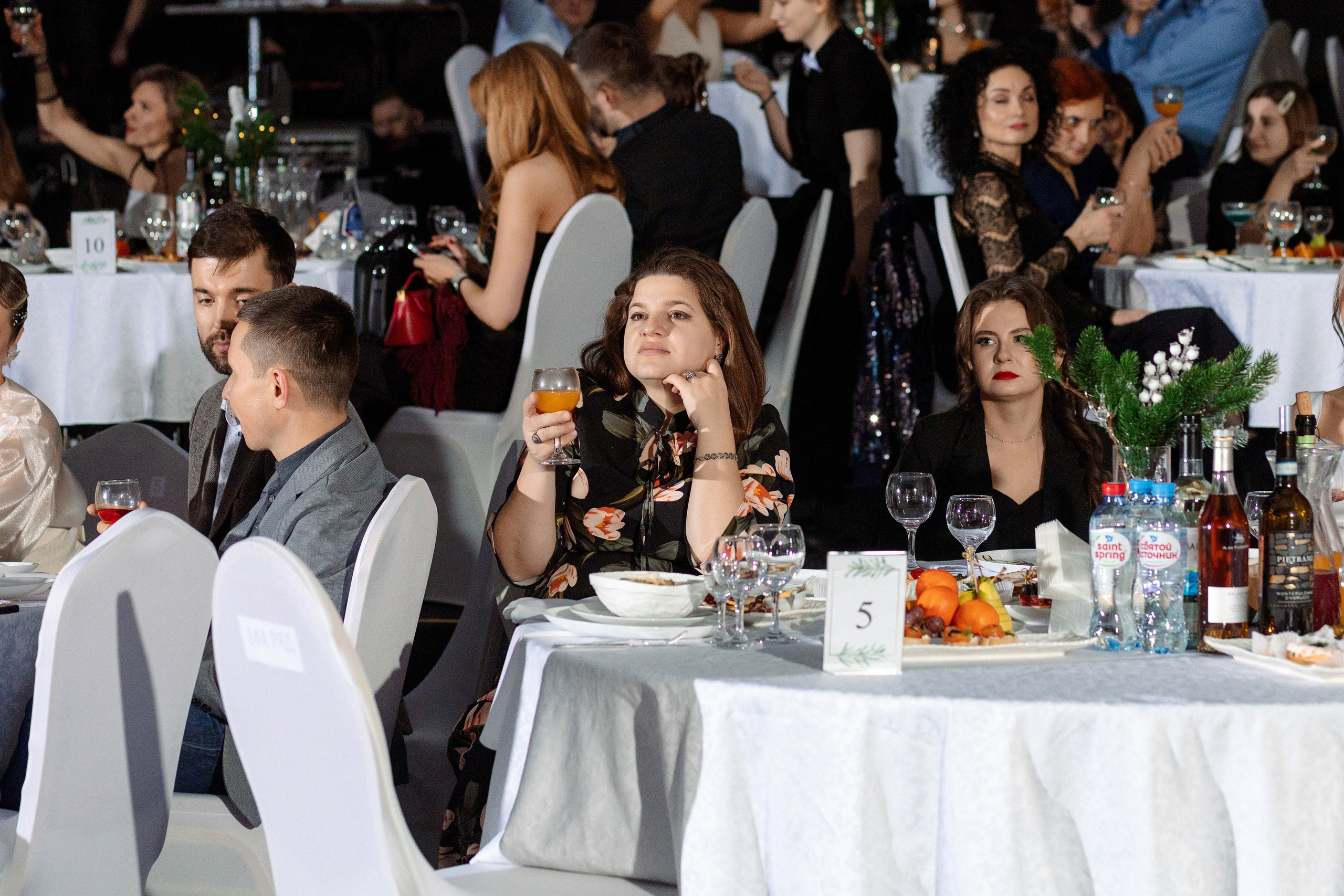 РЕПОРТАЖ: НОВЫЙ ГОД В ДК МЕТАЛЛУРГ. Профессиональный фотограф в Ижевске Леша Петров